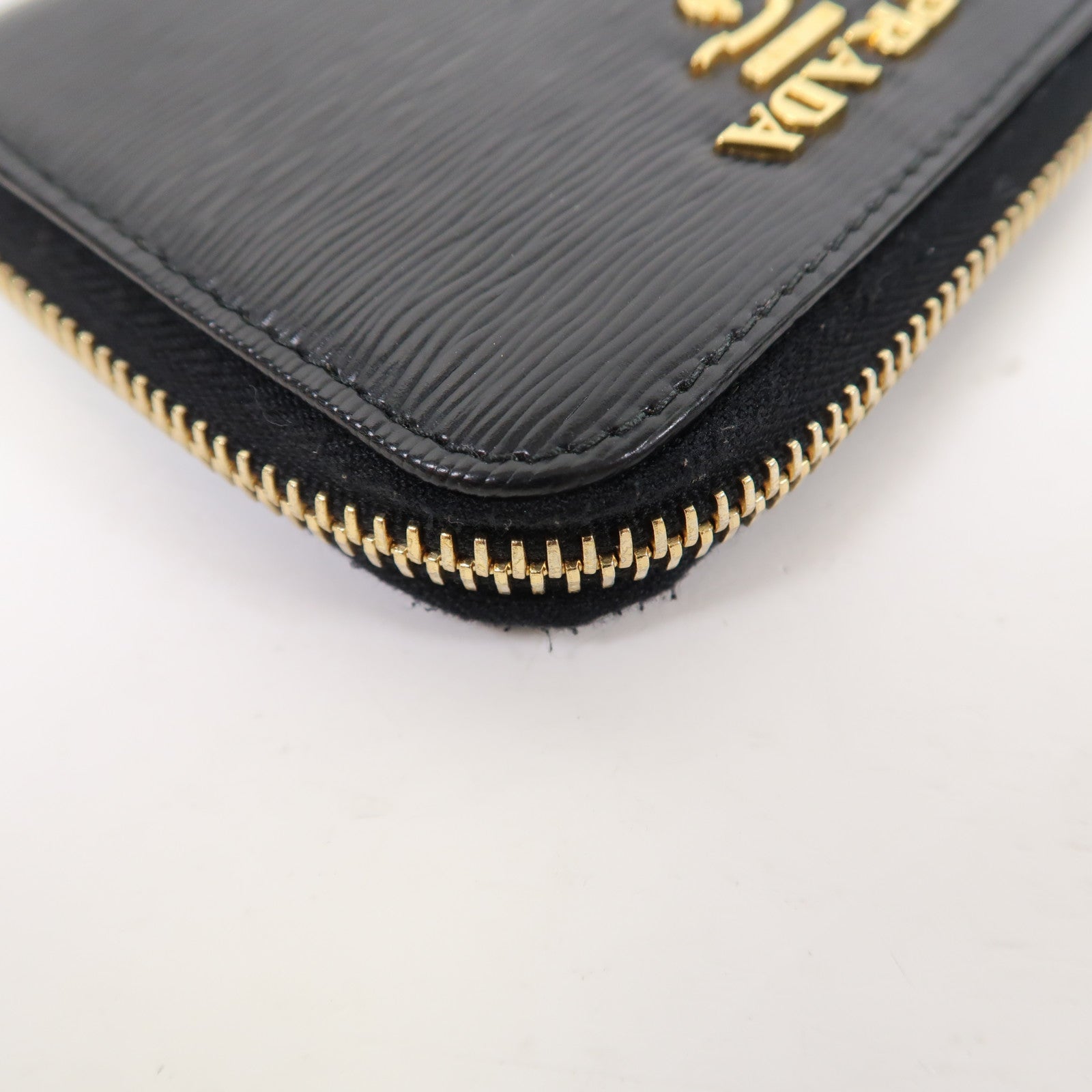 PRADA 【激減優惠】牛皮皮革Card Coin Case金扣卡片套/零錢包黑色