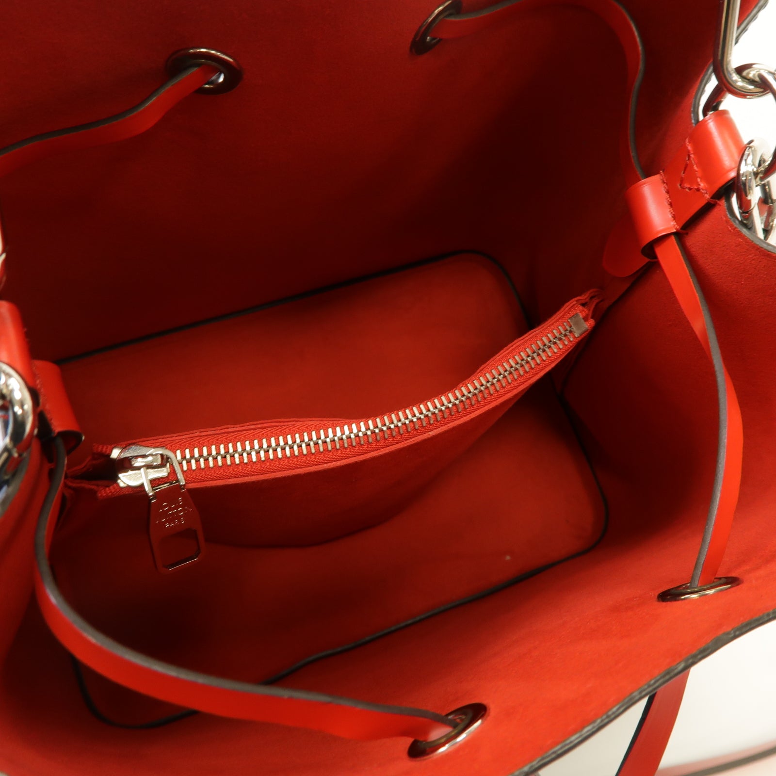 LOUIS VUITTON Epi NeoNoe MM銀扣手挽肩背兩用袋深藍色/紅色