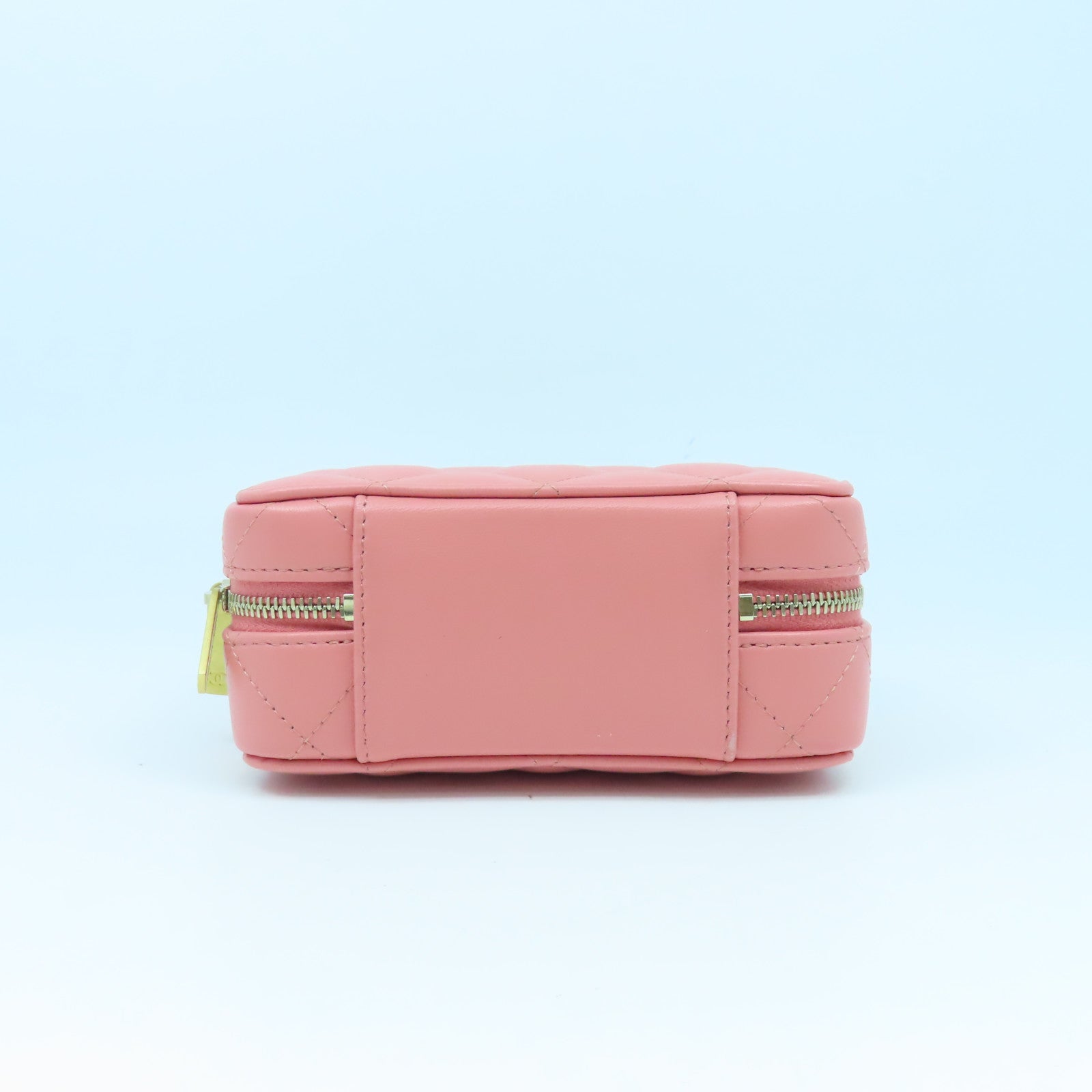 CHANEL **【激減優惠】菱格羊皮皮革Mini Vanity Case金扣鏈帶肩背袋粉紅色