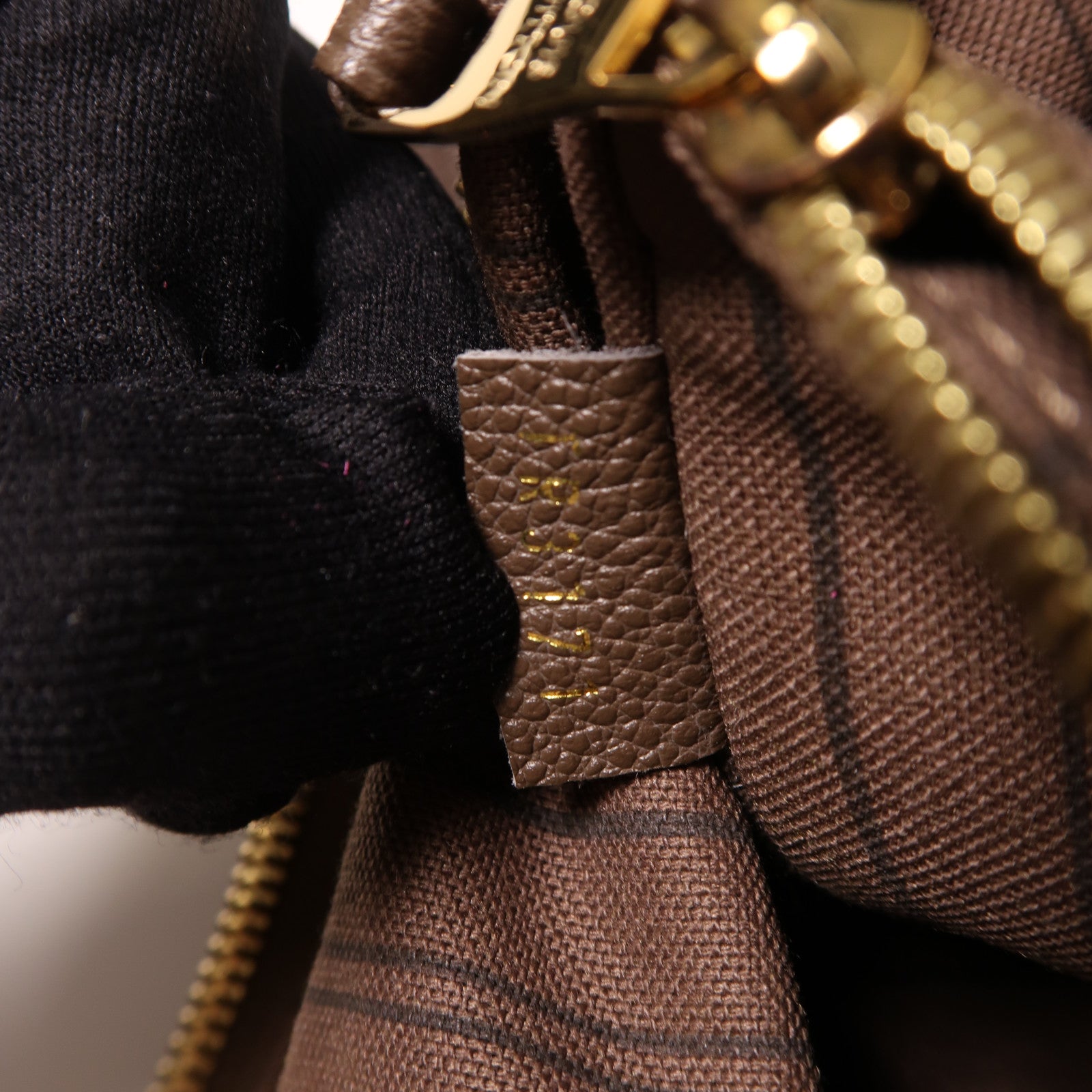 LOUIS VUITTON 【激減優惠】Monogram Empreinte Lumineuse PM金扣手挽肩背兩用袋棕色
