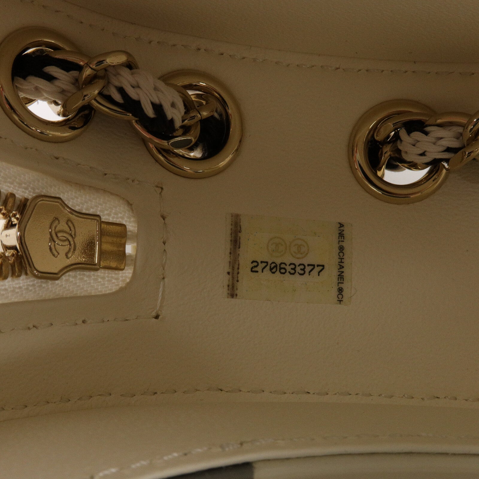 CHANEL 羊皮皮革La Pausa Lifesaver Chain Shoulder鏈帶肩背袋