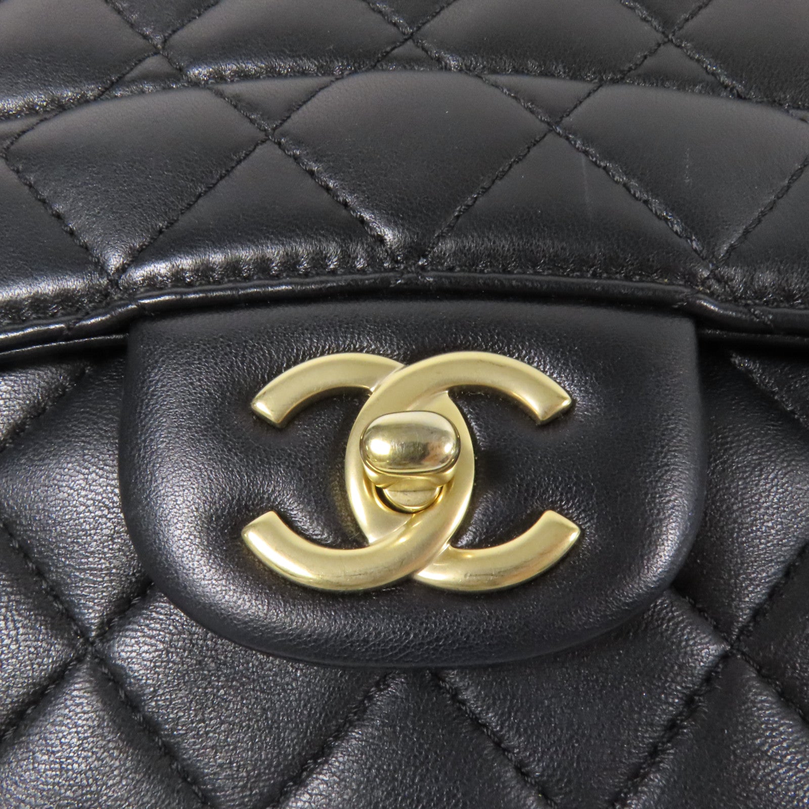 CHANEL 牛皮皮革Shoulder Bag金扣肩背袋