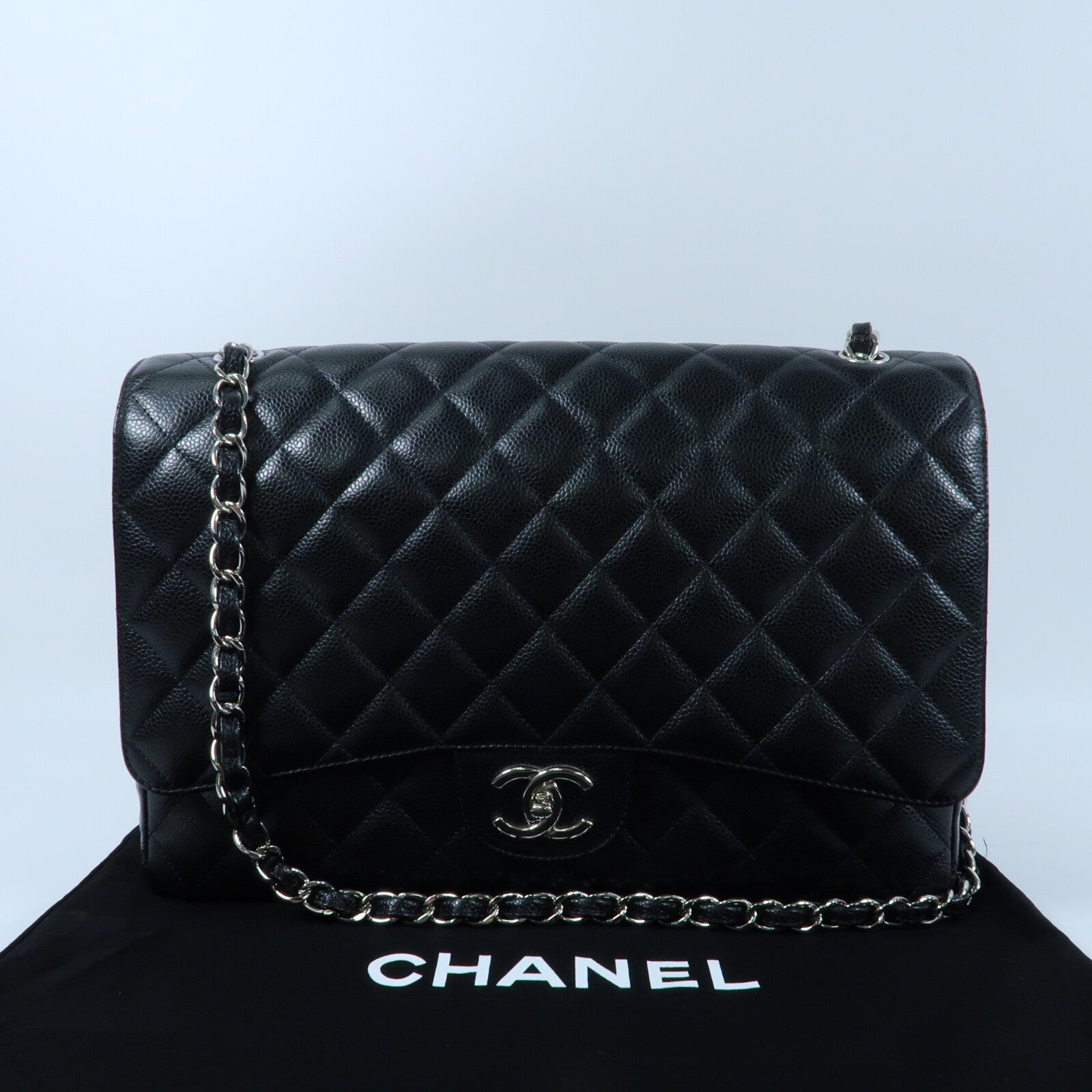 CHANEL 牛皮皮革Classic Maxi銀扣鏈帶肩背袋