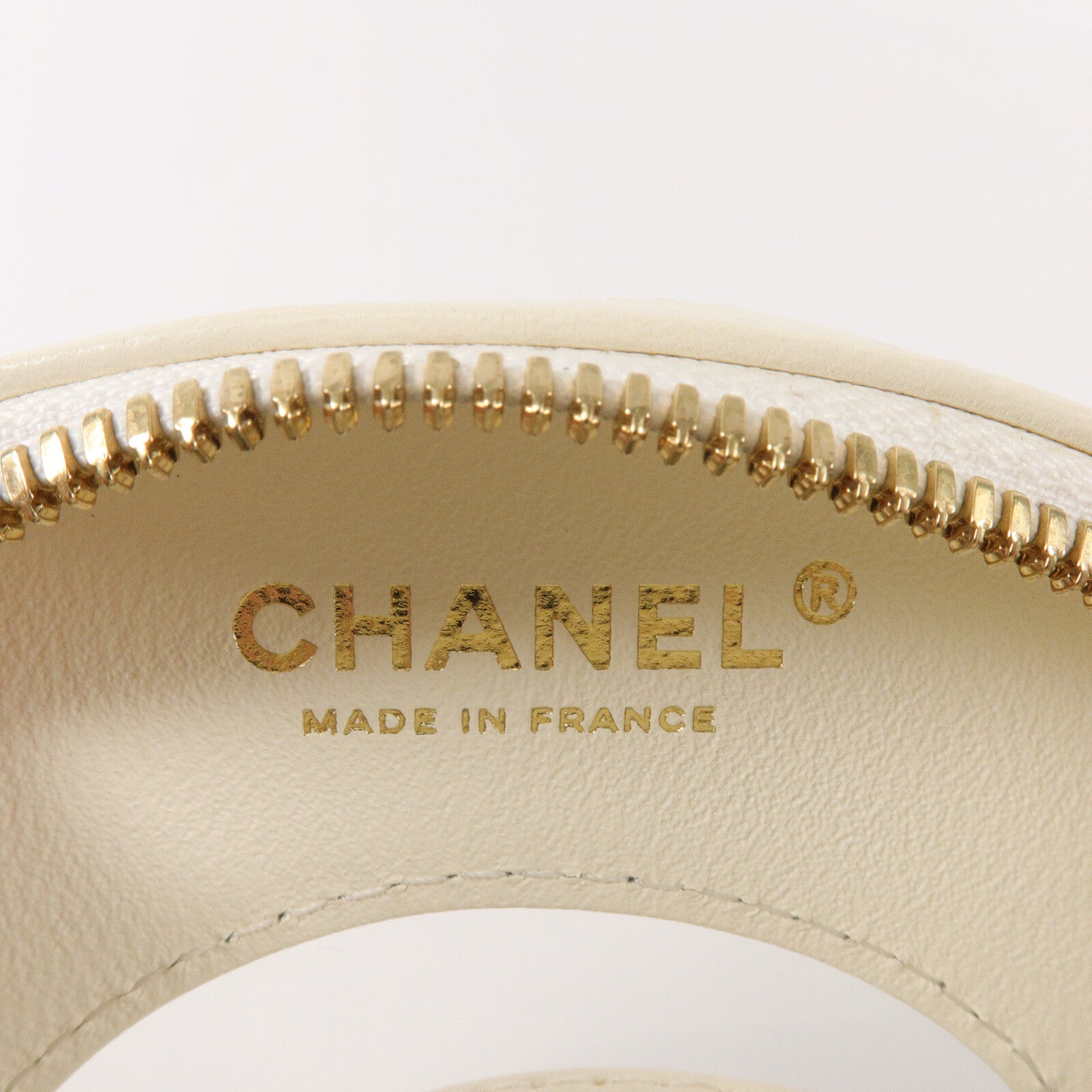 CHANEL 羊皮皮革La Pausa Lifesaver Chain Shoulder鏈帶肩背袋