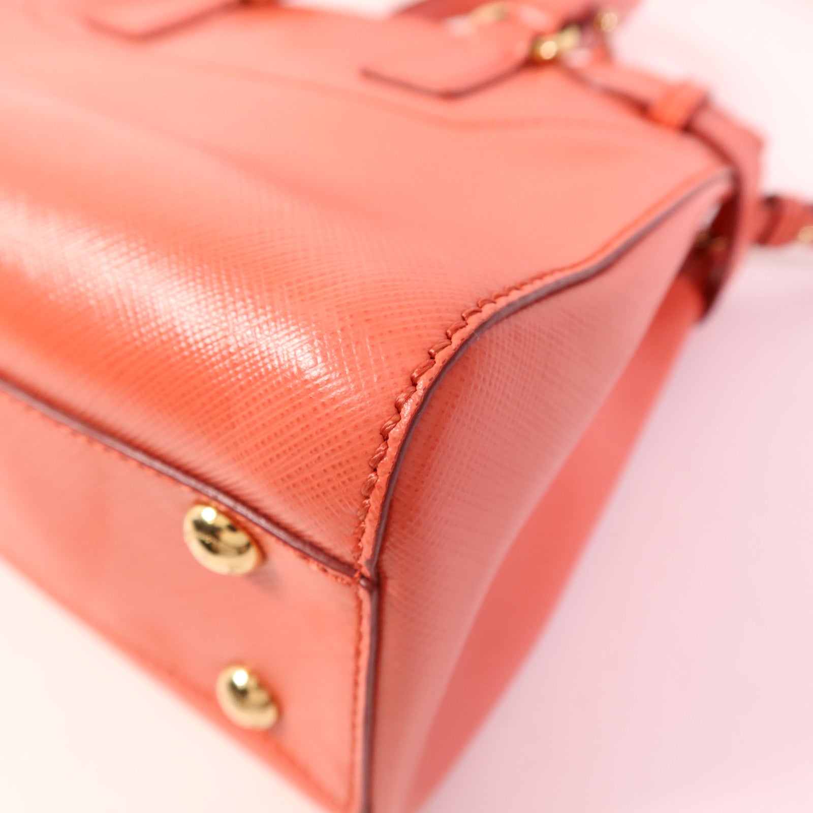 Salvatore Ferragamo 牛皮皮革2 Way Shoulder Bag金扣手挽肩背兩用袋