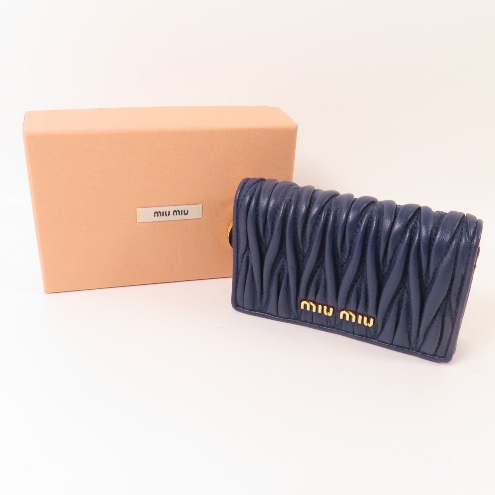 Miu Miu 羊皮皮革Card Case金扣卡套