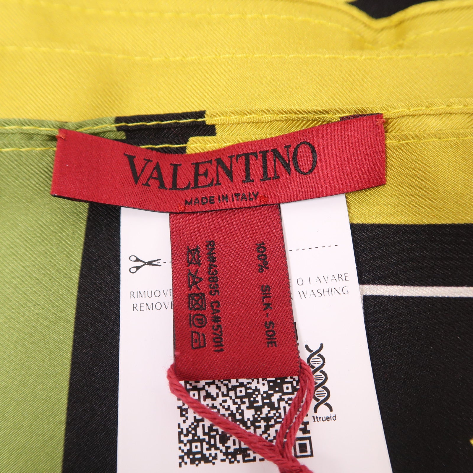Valentino 絲質Scaf絲巾