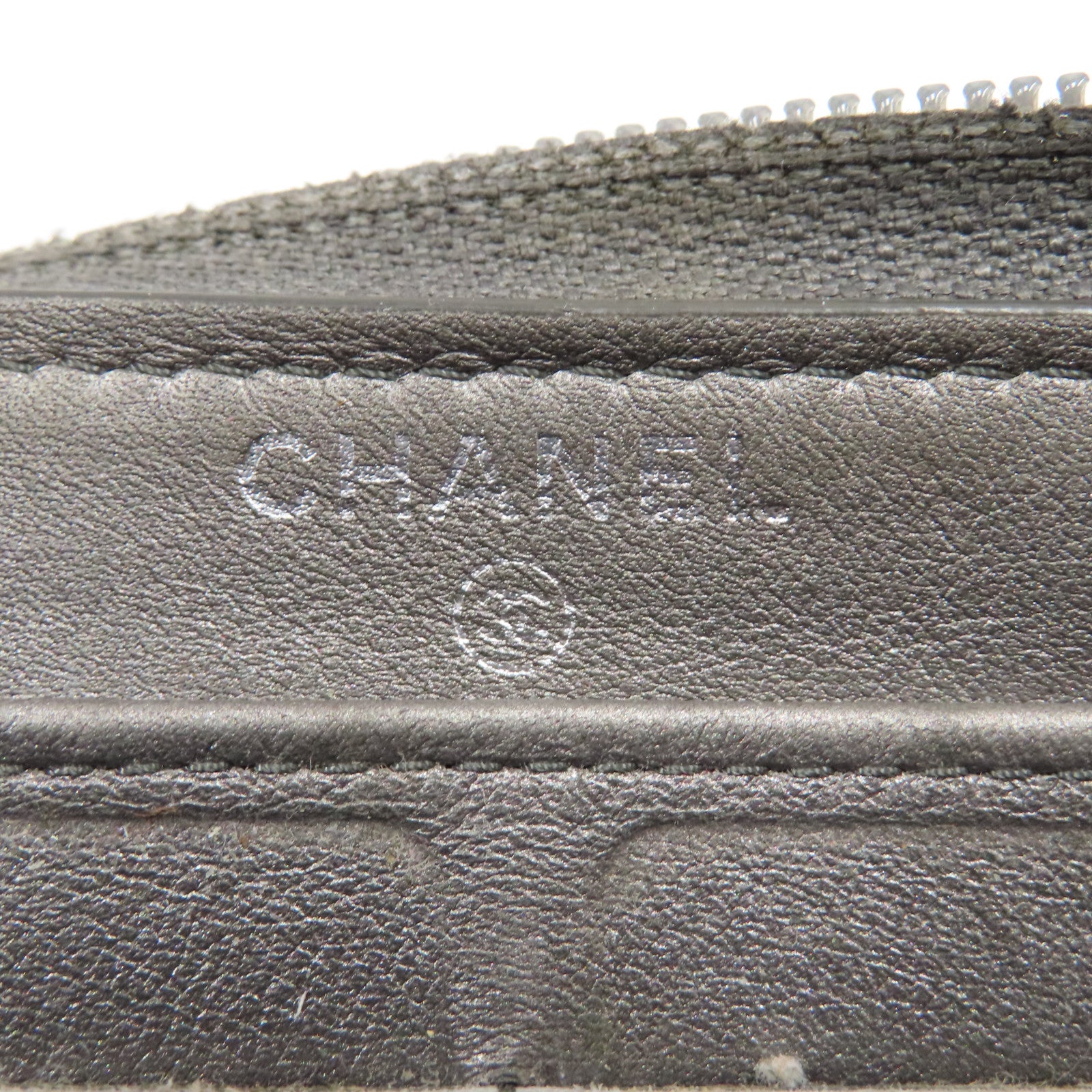 CHANEL 【激減優惠】皮革Zipper Long Wallet銀扣拉鍊長錢包銀色/灰色