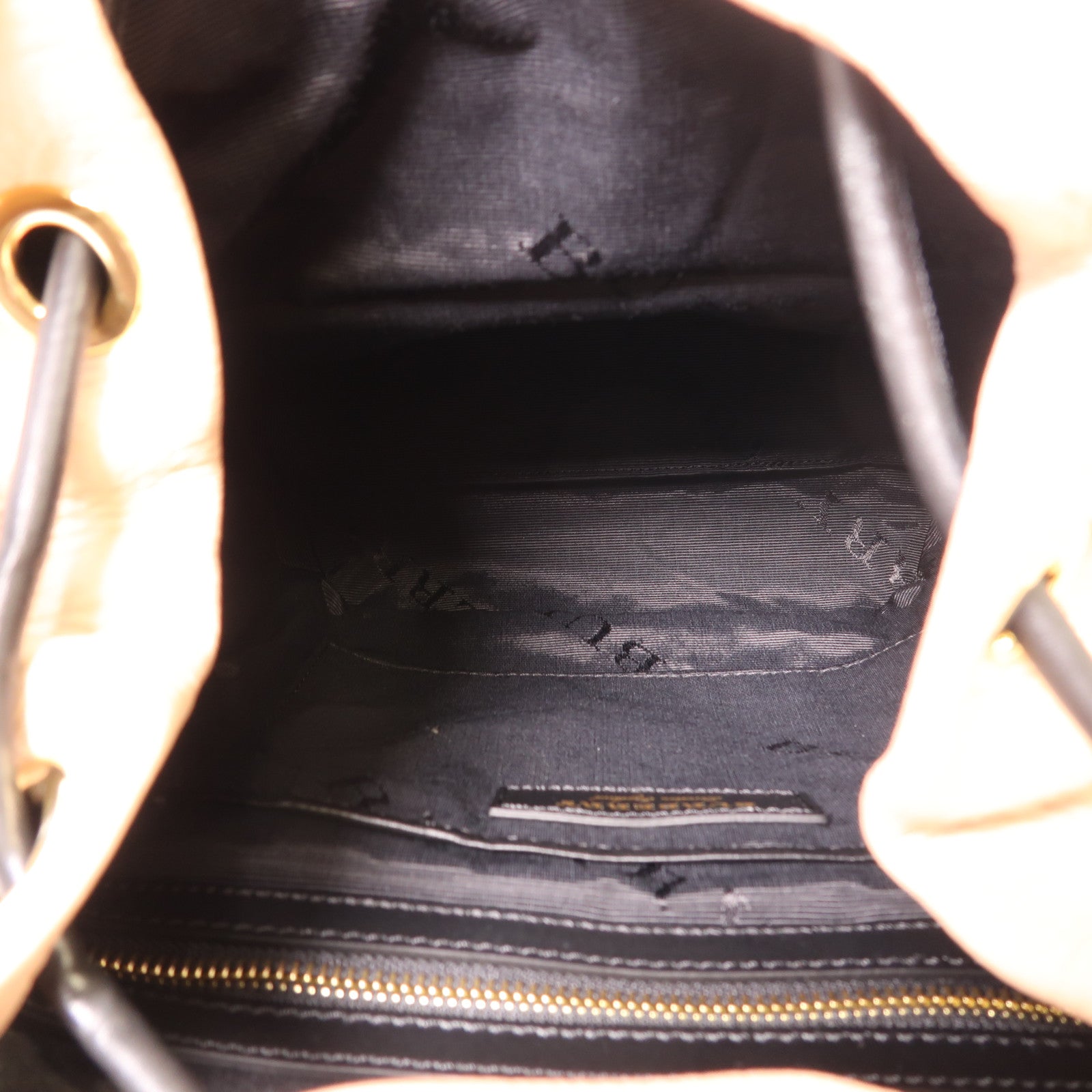 BURBERRY 牛皮皮革Backpack金扣背包粉紅色