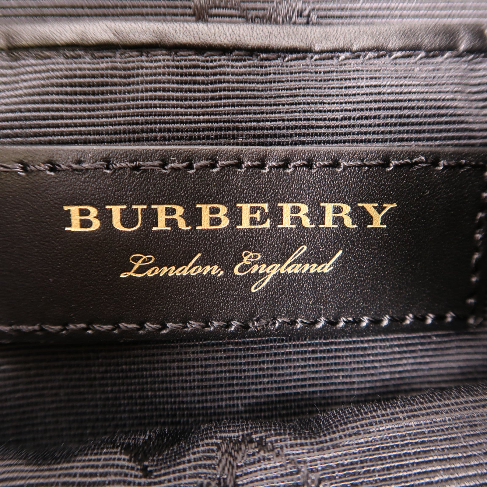 BURBERRY 牛皮皮革Backpack金扣背包粉紅色