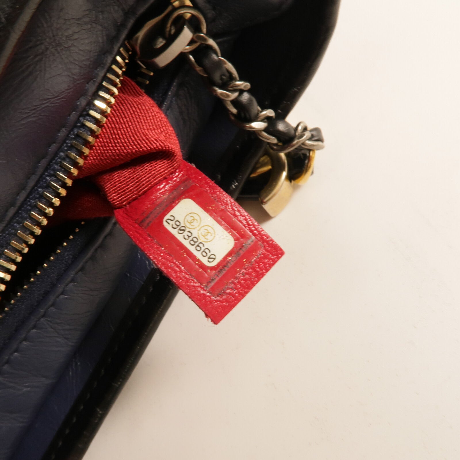 CHANEL 牛皮皮革Gabrielle Small鏈帶肩背袋