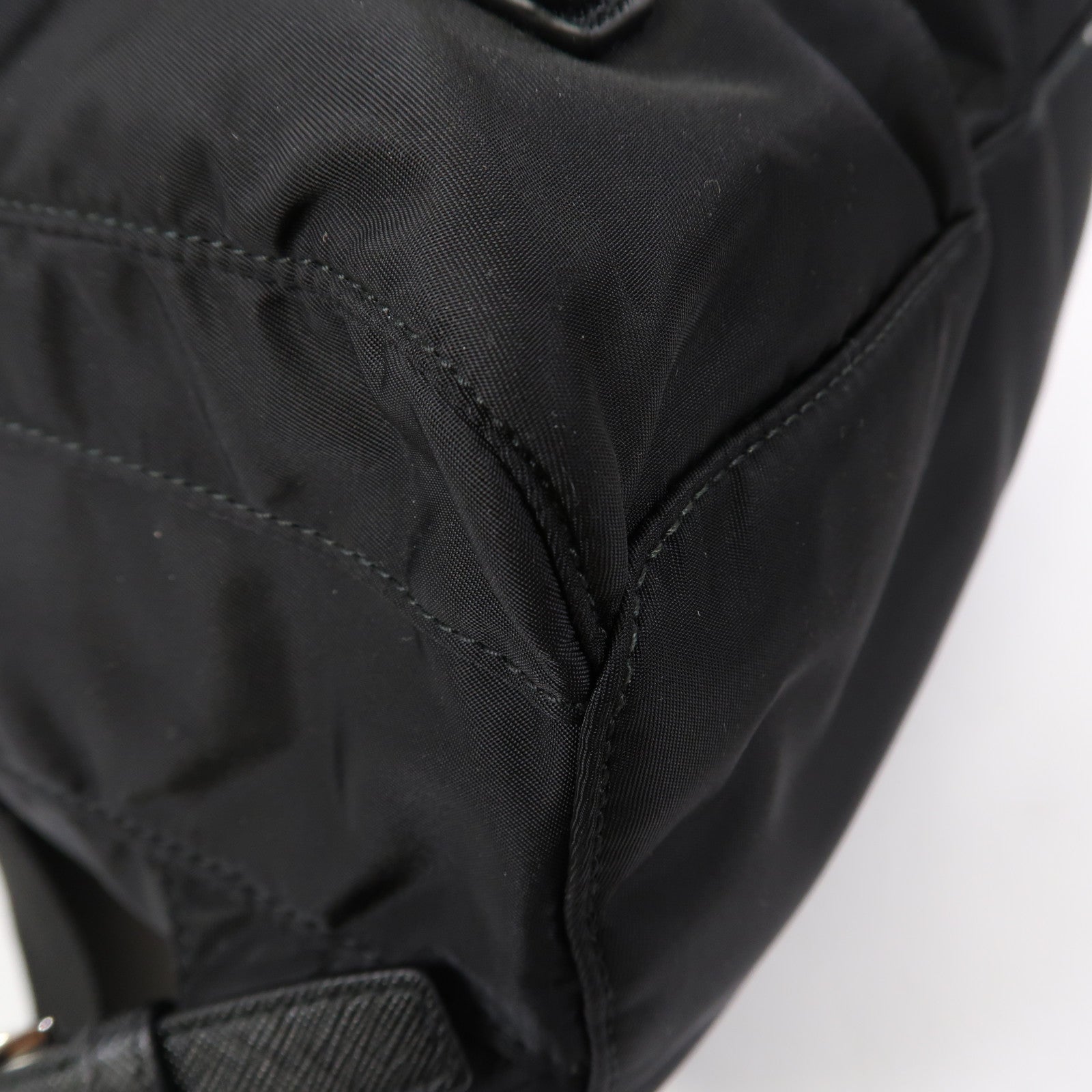 PRADA 尼龍Rucksack銀扣背包黑色