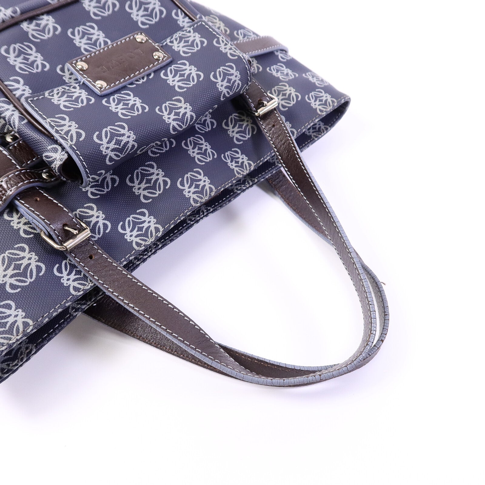 LOEWE 帆布Anagram Shoulder Bag肩背袋