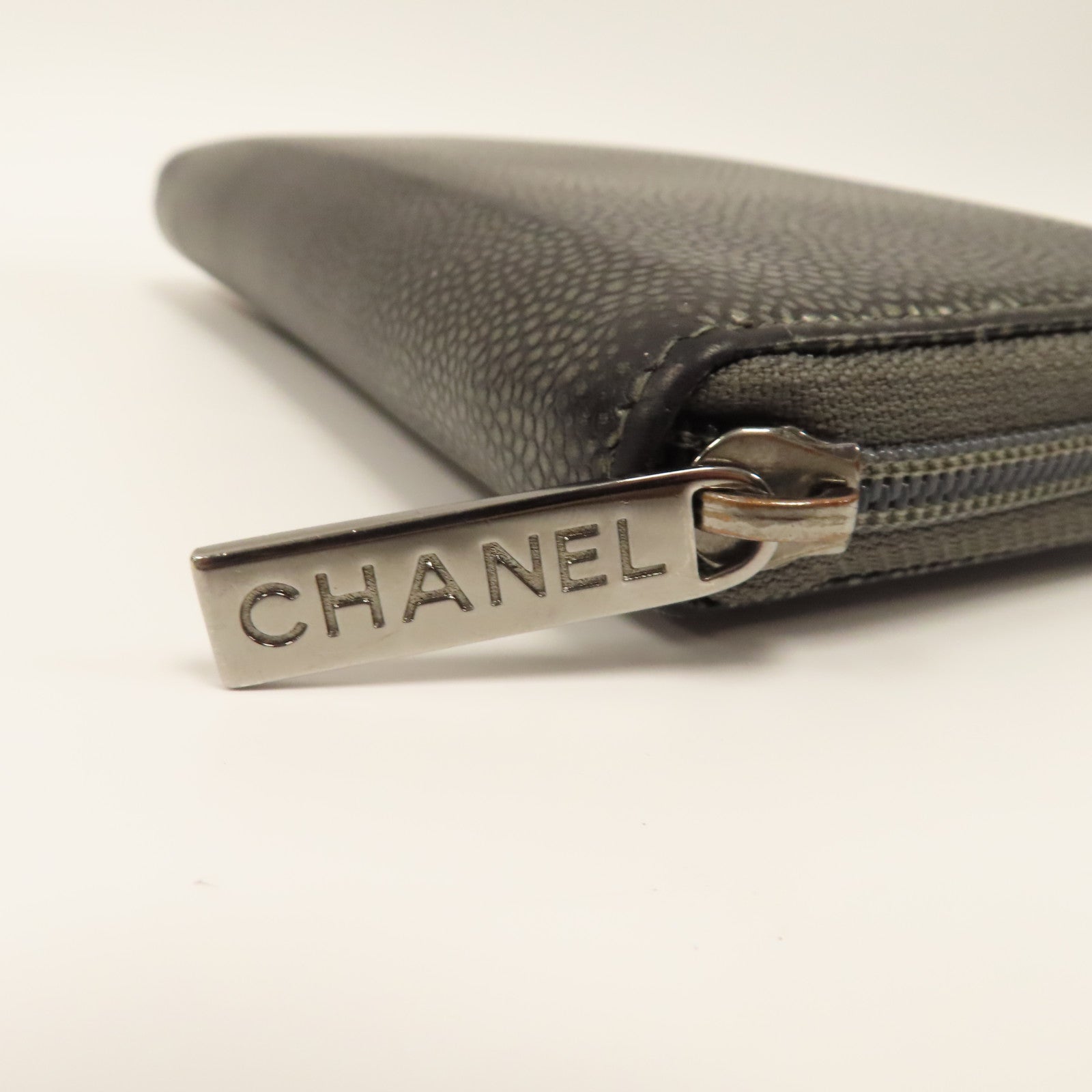 CHANEL 【激減優惠】皮革Zipper Long Wallet銀扣拉鍊長錢包銀色/灰色