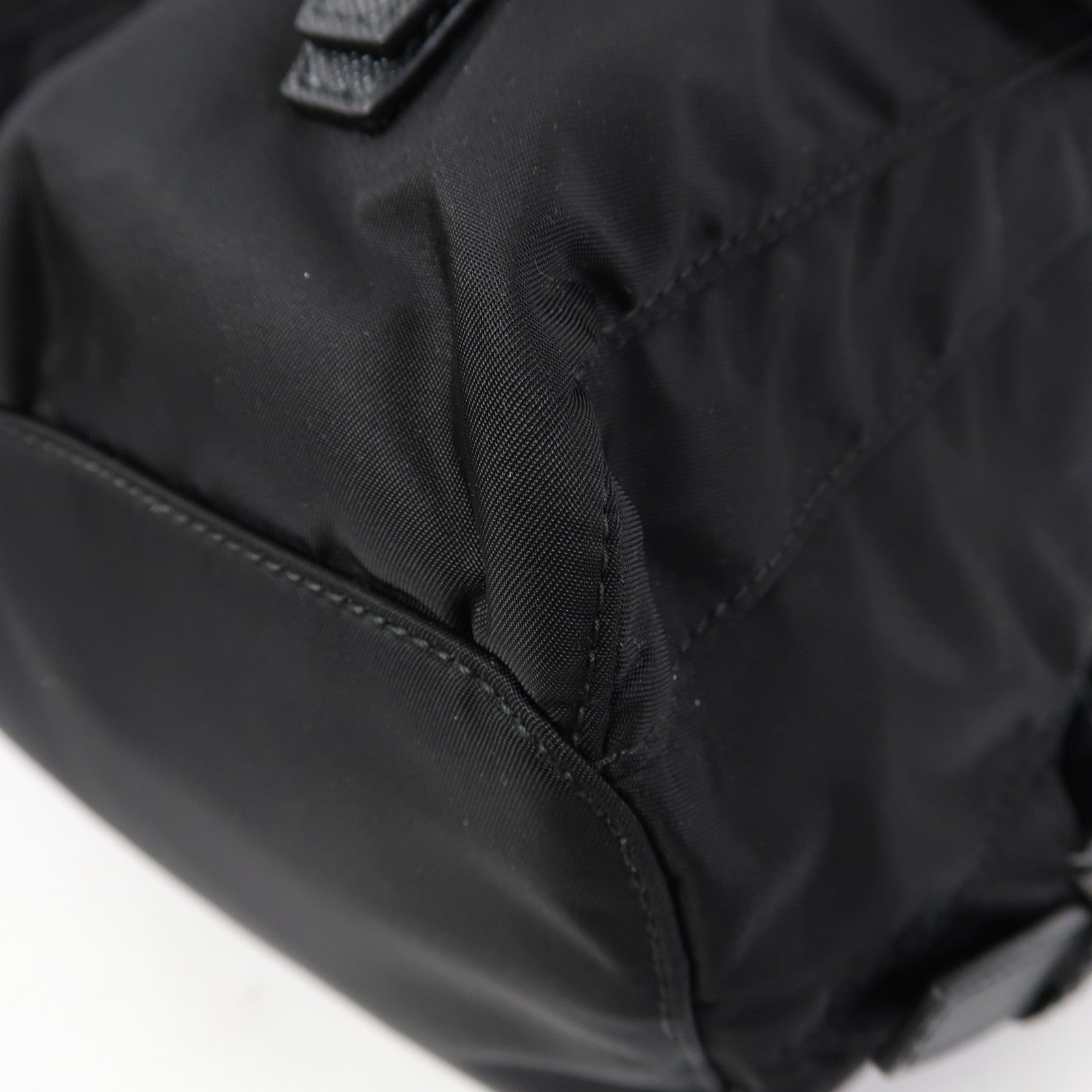 PRADA 尼龍Rucksack銀扣背包黑色