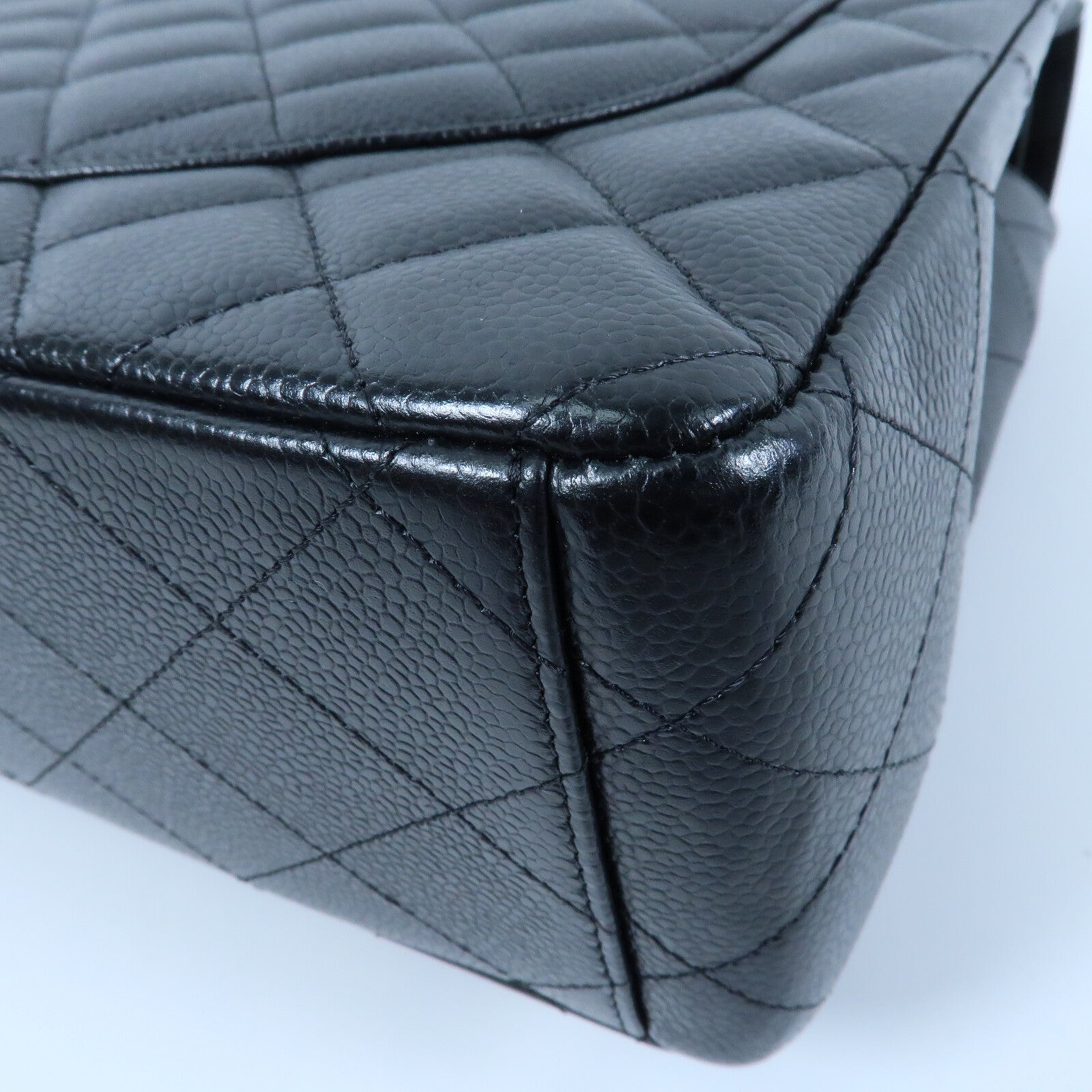 CHANEL 牛皮皮革Classic Maxi銀扣鏈帶肩背袋