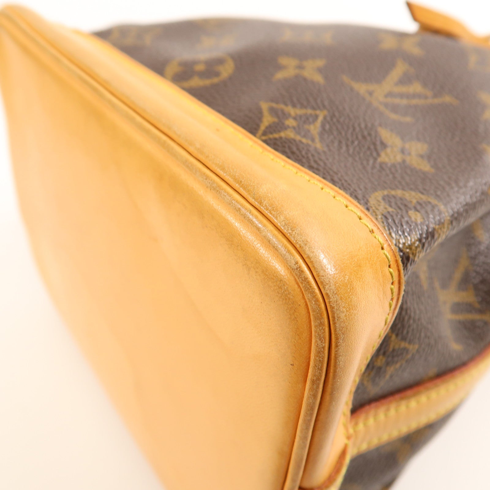 LOUIS VUITTON Monogram Mini Noe金扣肩背袋