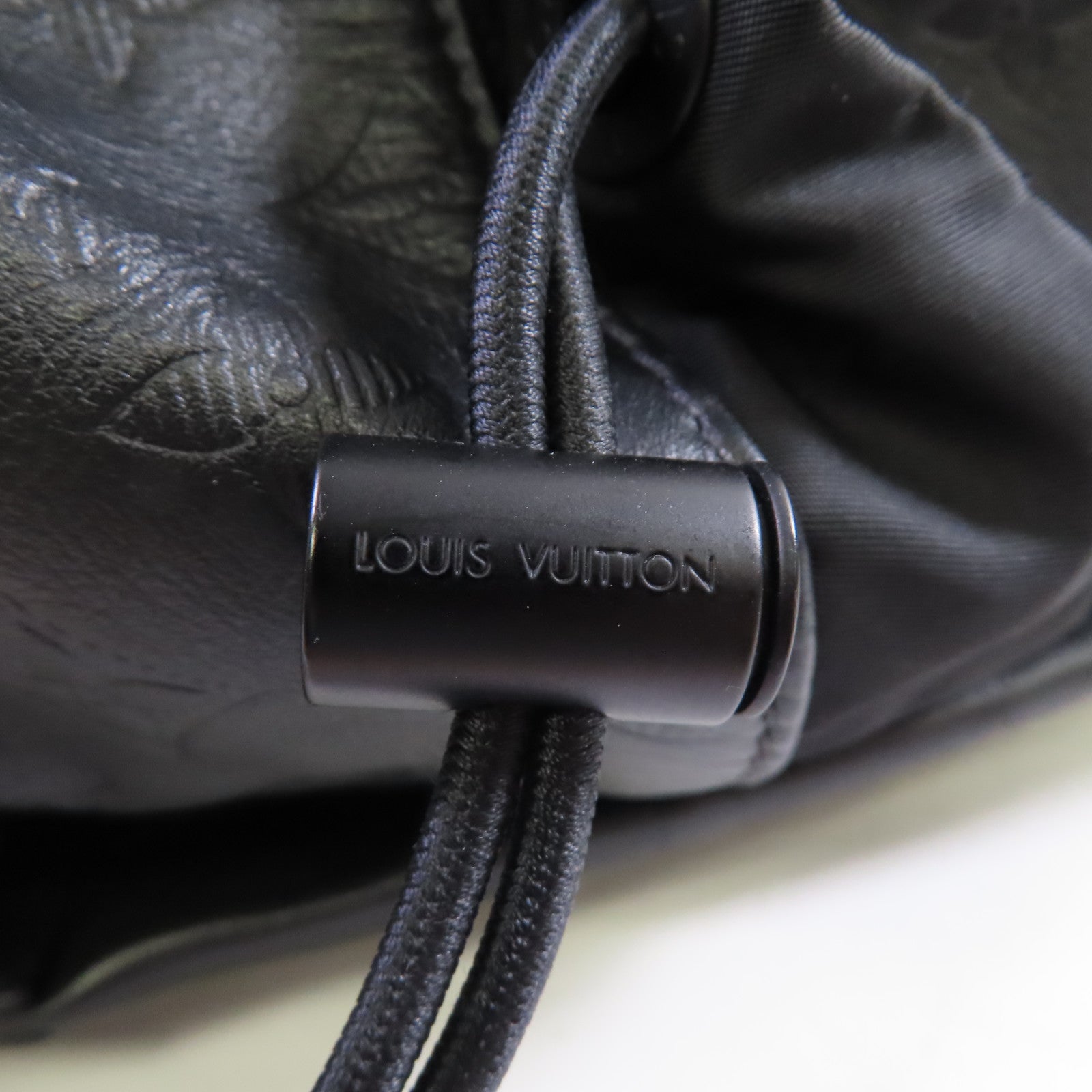 LOUIS VUITTON Monogram Empreinte Trekking Backpack背包黑色