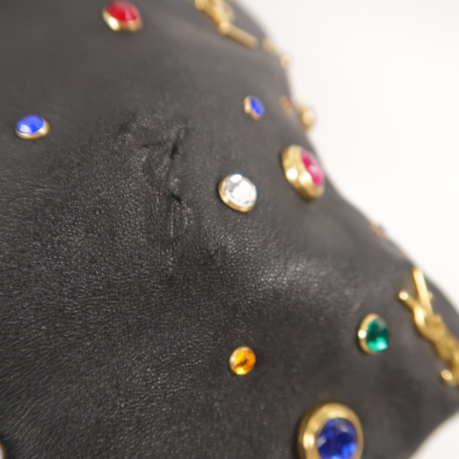 YVES SAINT LAURENT 牛皮皮革Chain Shoulder Bag鏈帶肩背袋