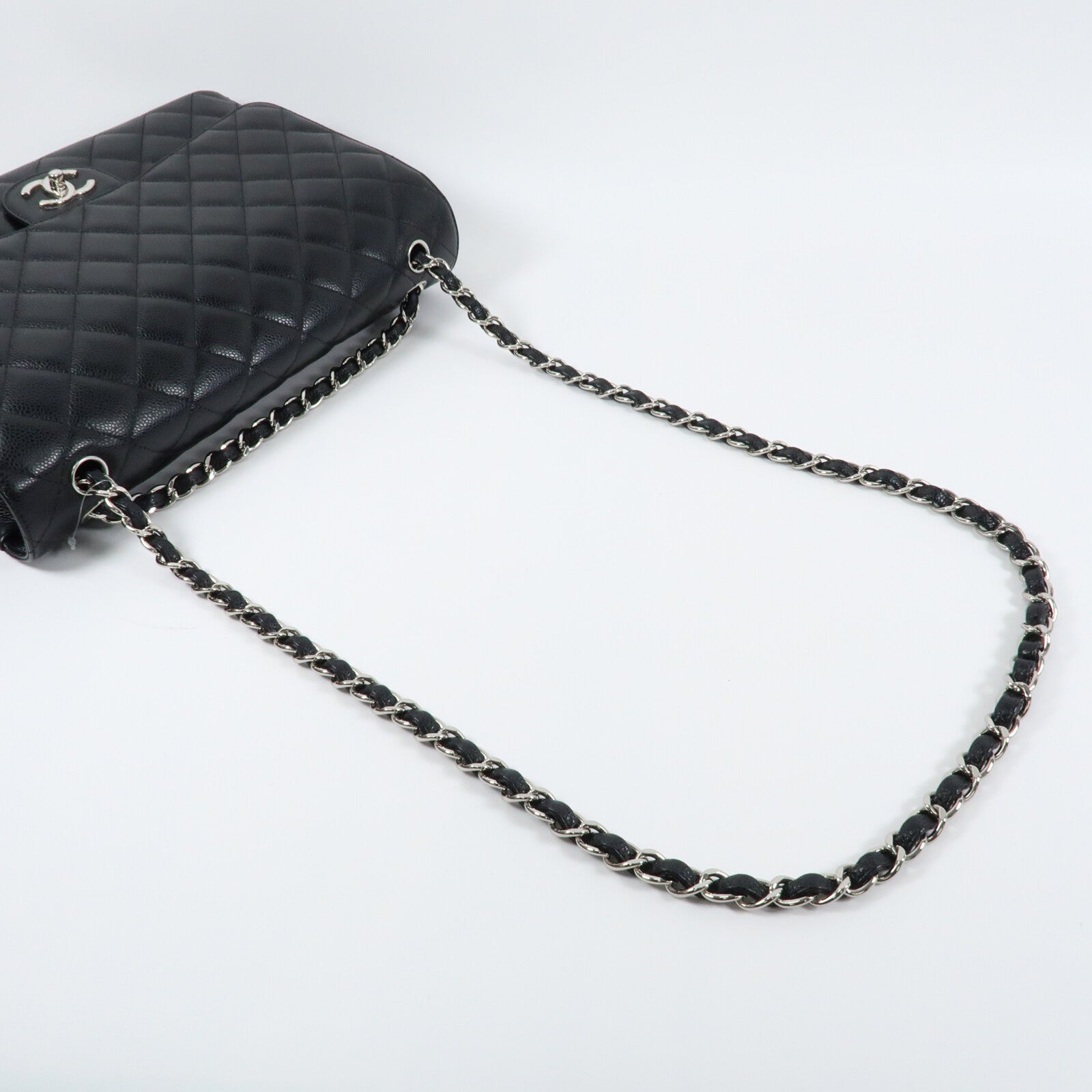 CHANEL 牛皮皮革Classic Maxi銀扣鏈帶肩背袋