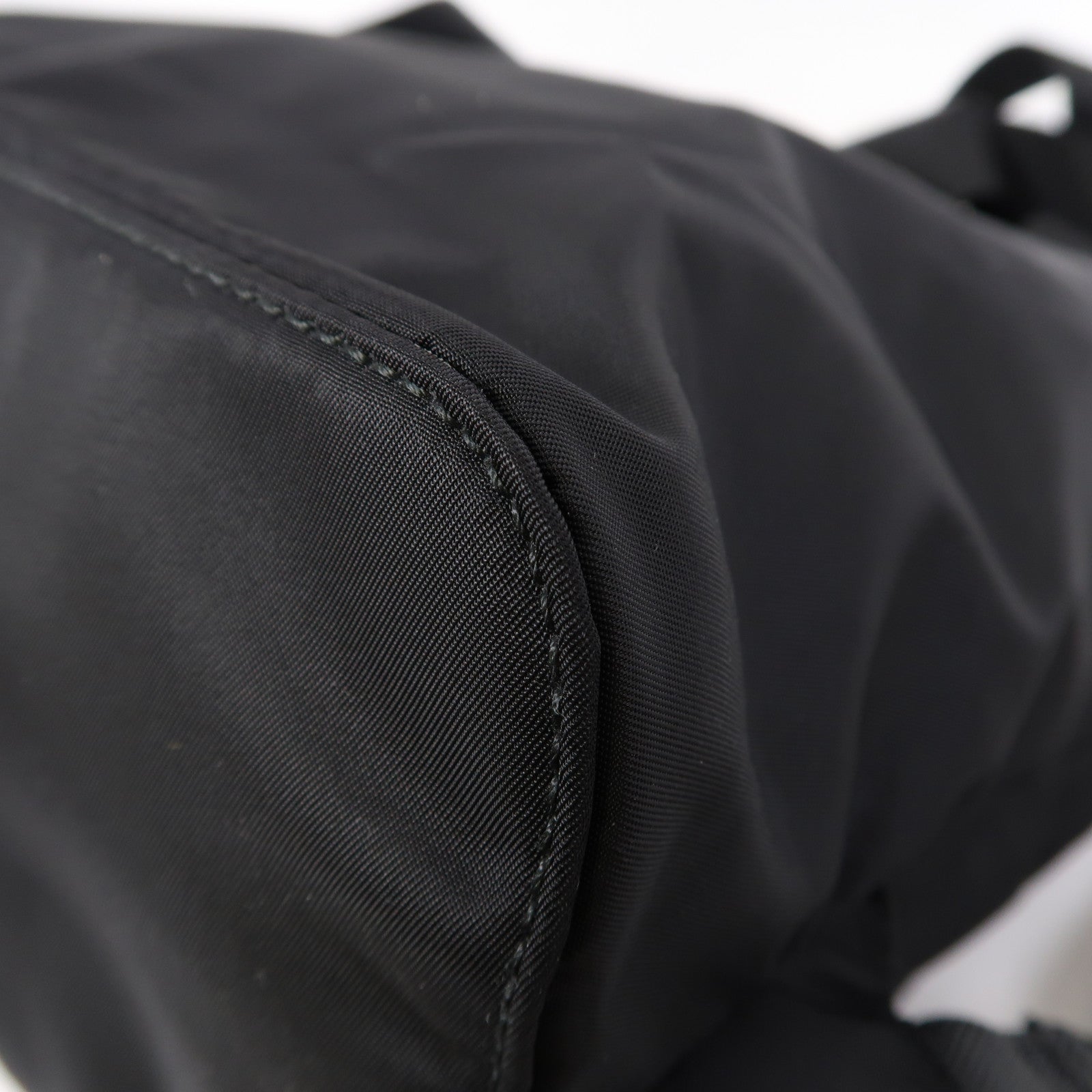 PRADA 尼龍Rucksack銀扣背包黑色