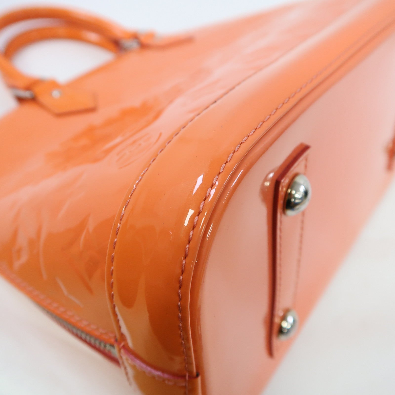 LOUIS VUITTON Vernis Alma PM銀扣手挽袋