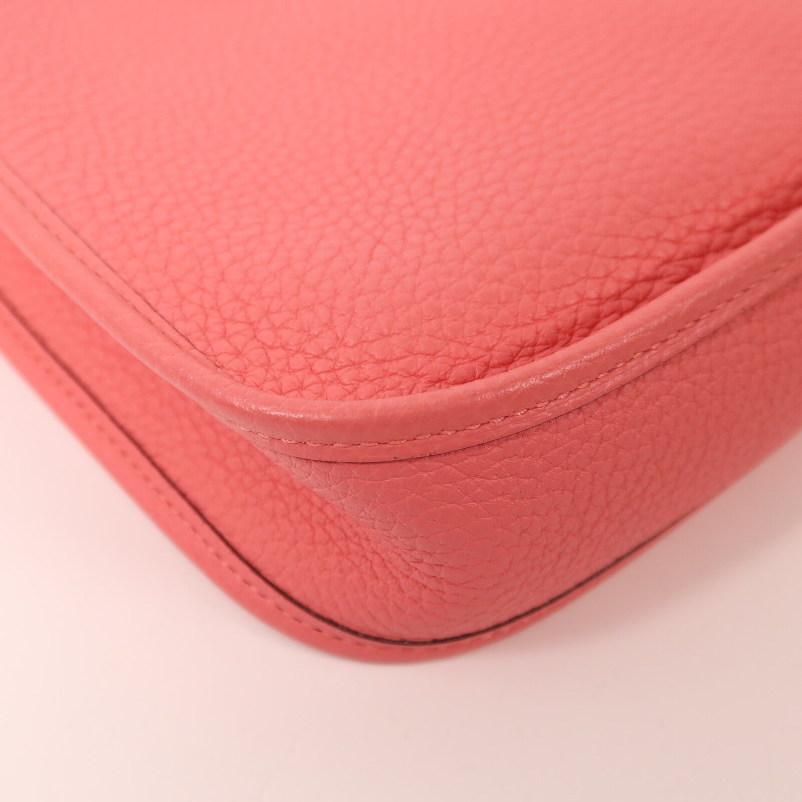 HERMES Clemence皮革Evelyne TPM銀扣肩背袋Rose Azalee