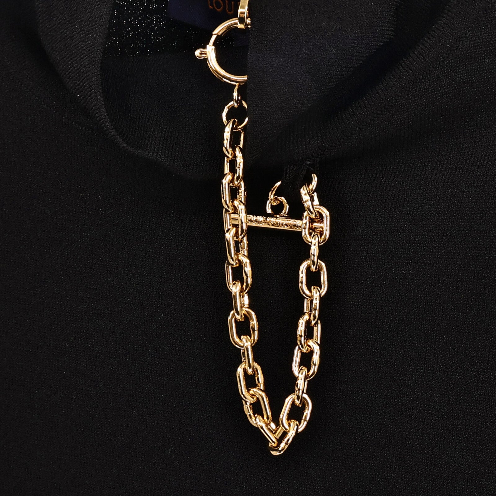 LOUIS VUITTON Shoulder Detail Turtleneck Sweater上衣