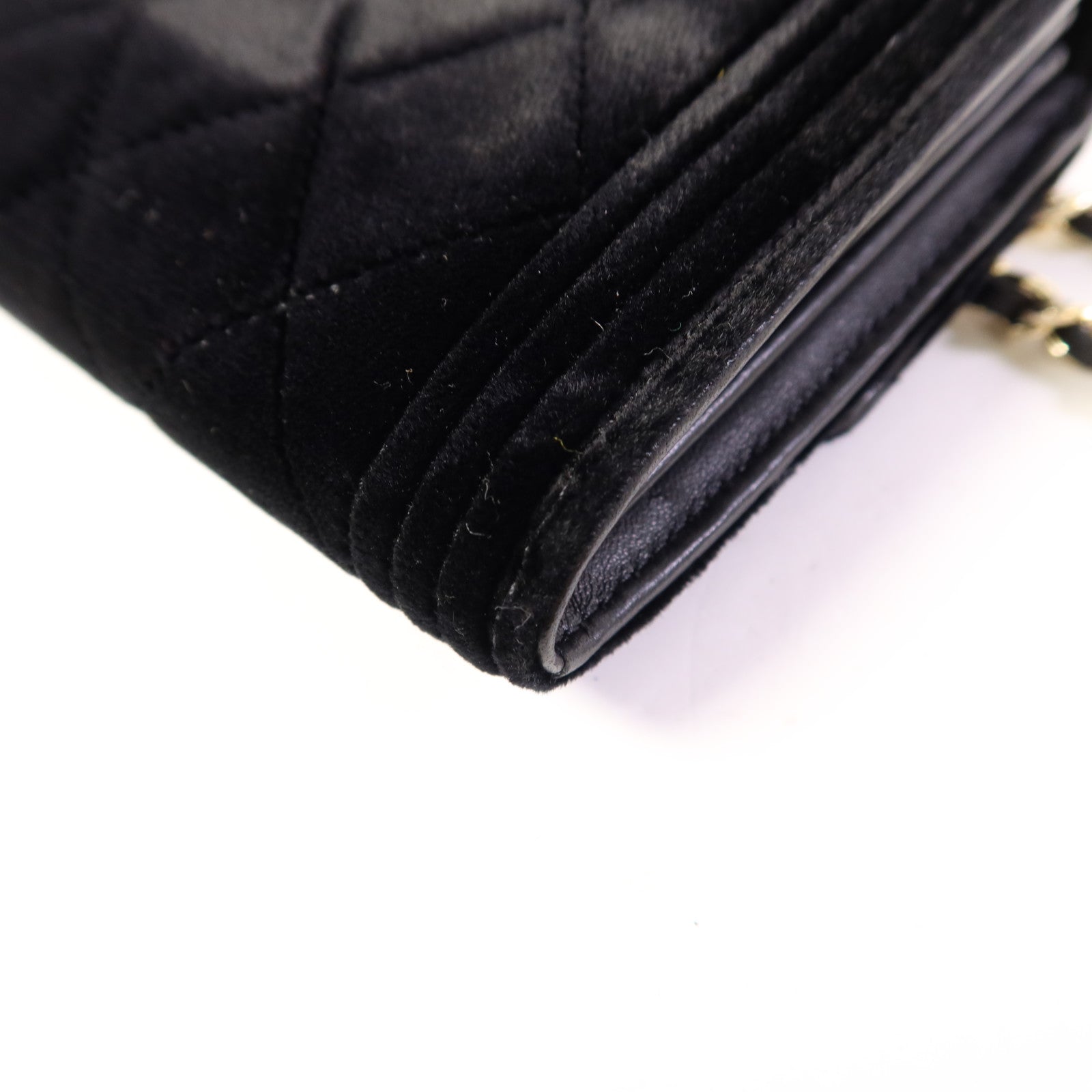 CHANEL 天鵝絨Chain Shoulder Bag金扣鏈帶肩背袋