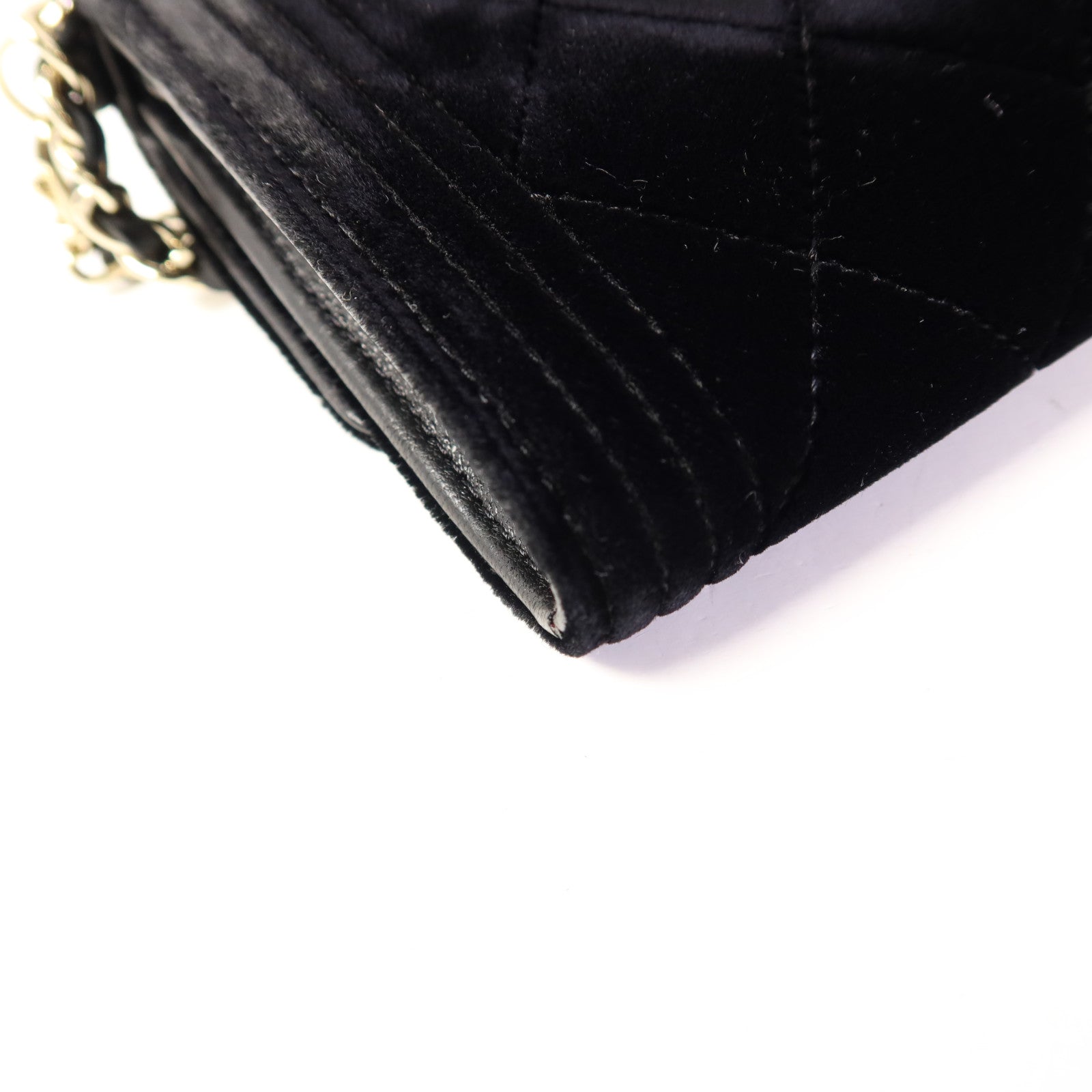 CHANEL 天鵝絨Chain Shoulder Bag金扣鏈帶肩背袋