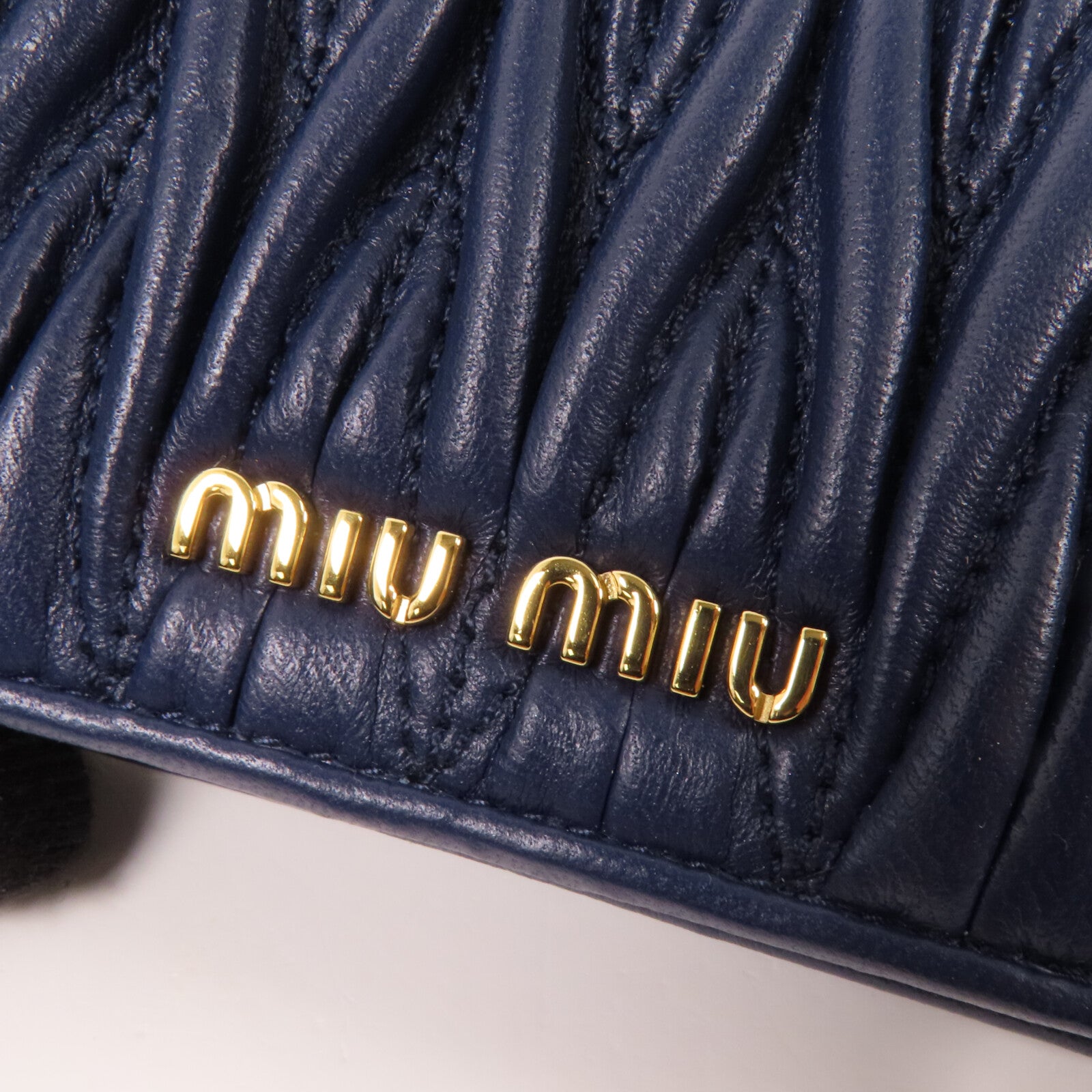 Miu Miu 羊皮皮革Card Case金扣卡套