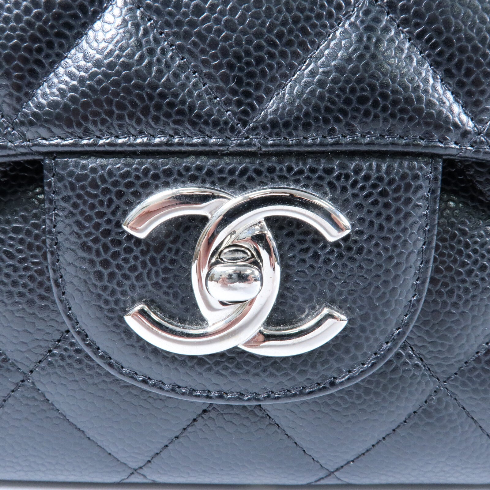 CHANEL 牛皮皮革Classic Maxi銀扣鏈帶肩背袋