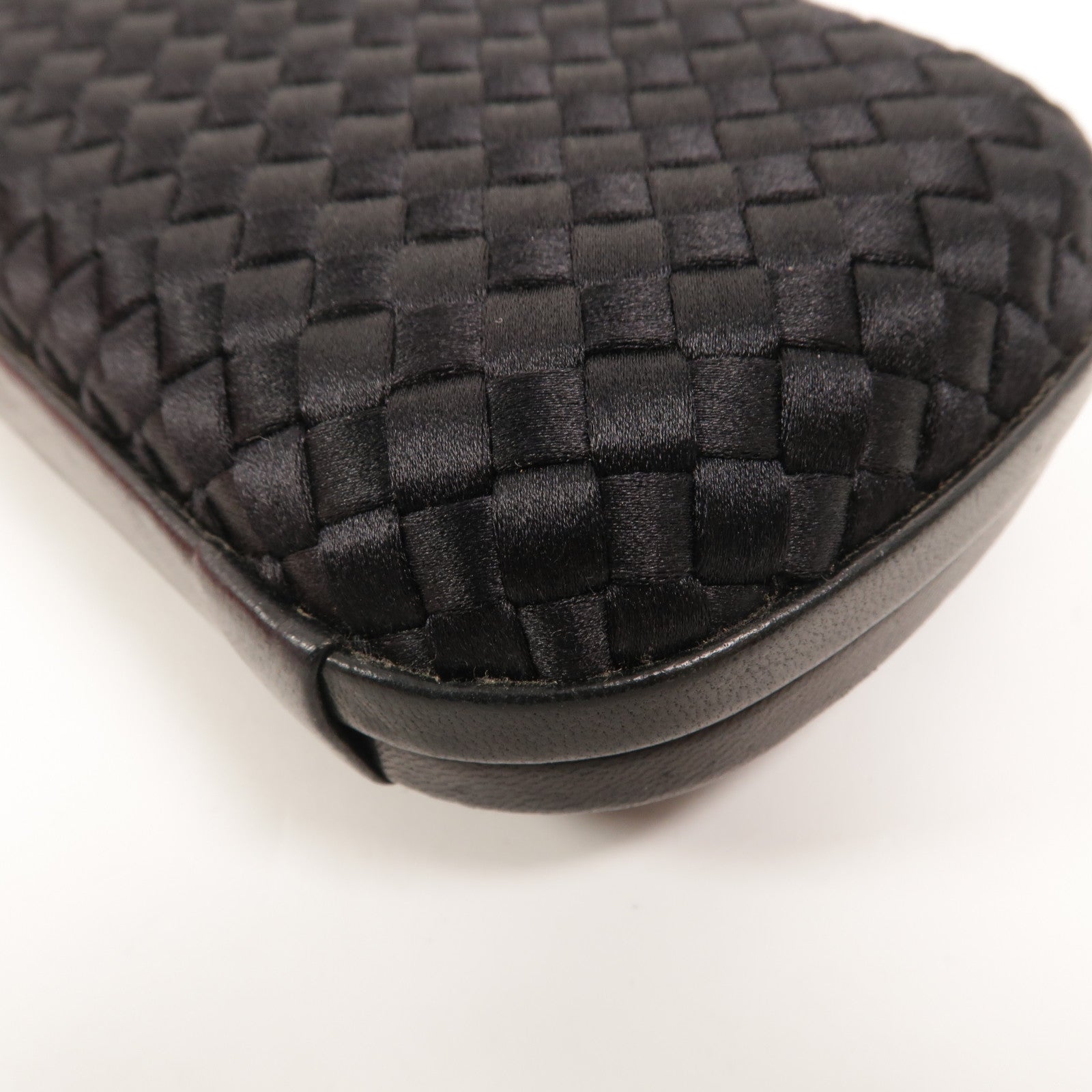 BOTTEGA VENETA 緞面/羊皮皮革Knot Clutch手拿包
