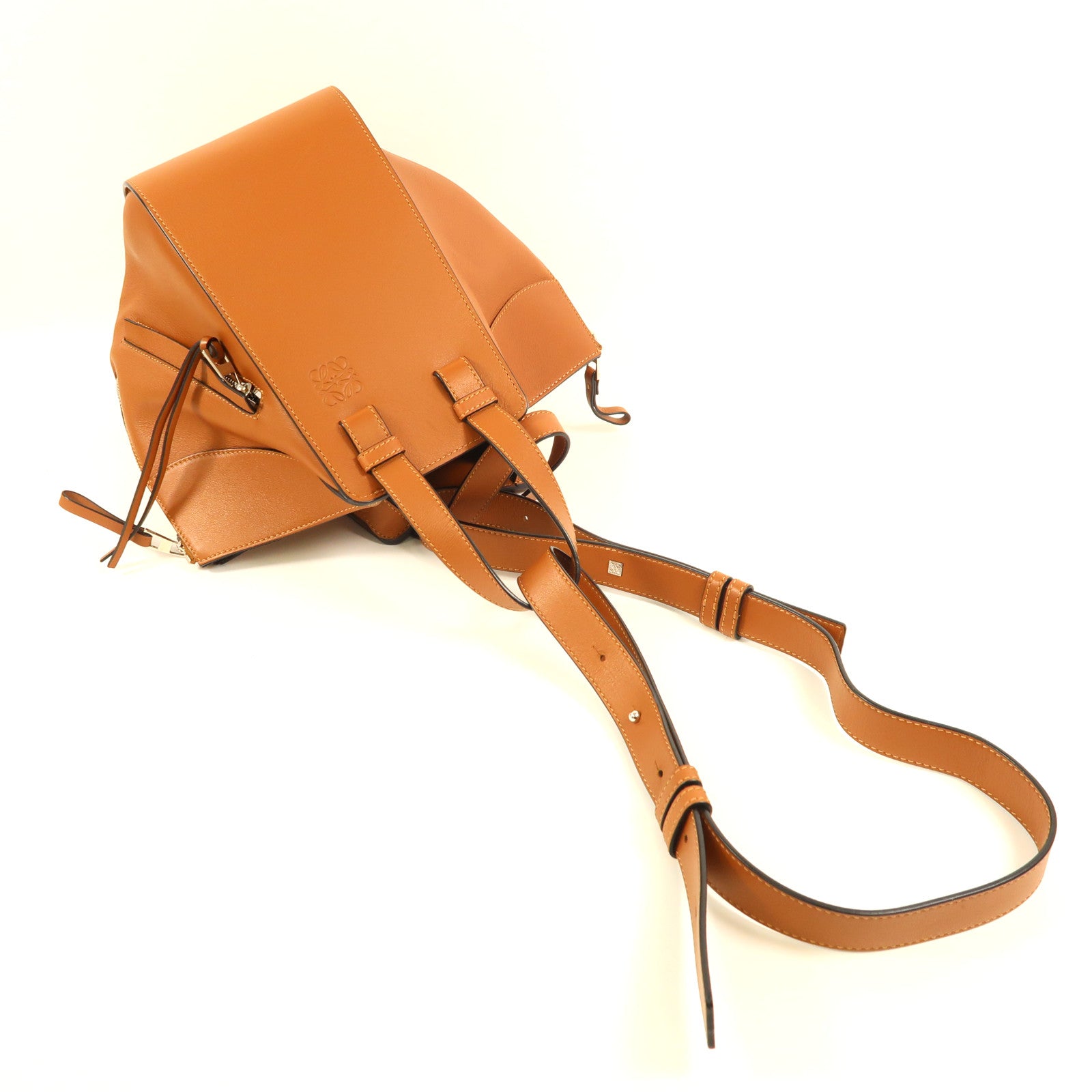 LOEWE 牛皮皮革Hammock銀扣手挽肩背兩用袋