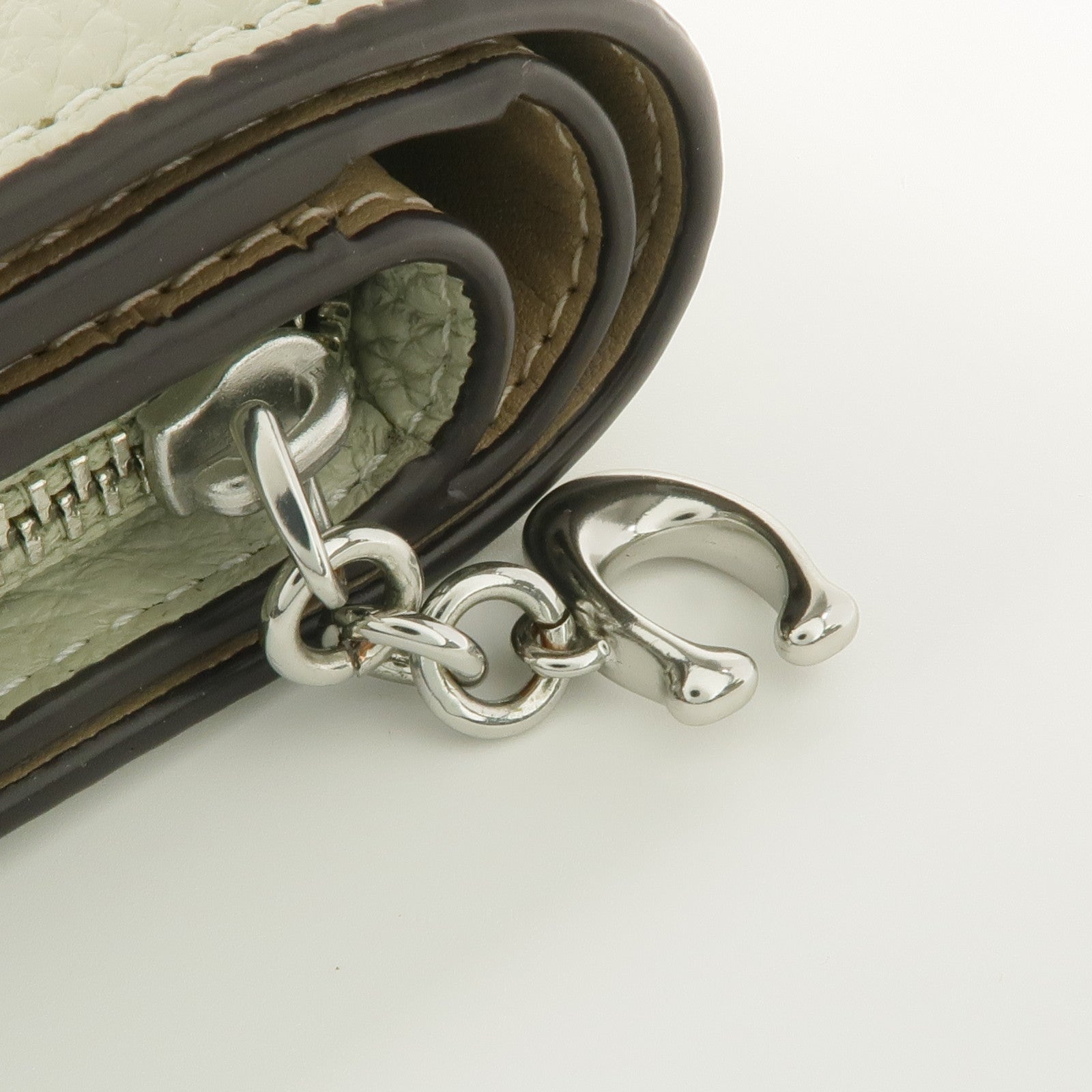 COACH 牛皮皮革Wallet銀扣錢包