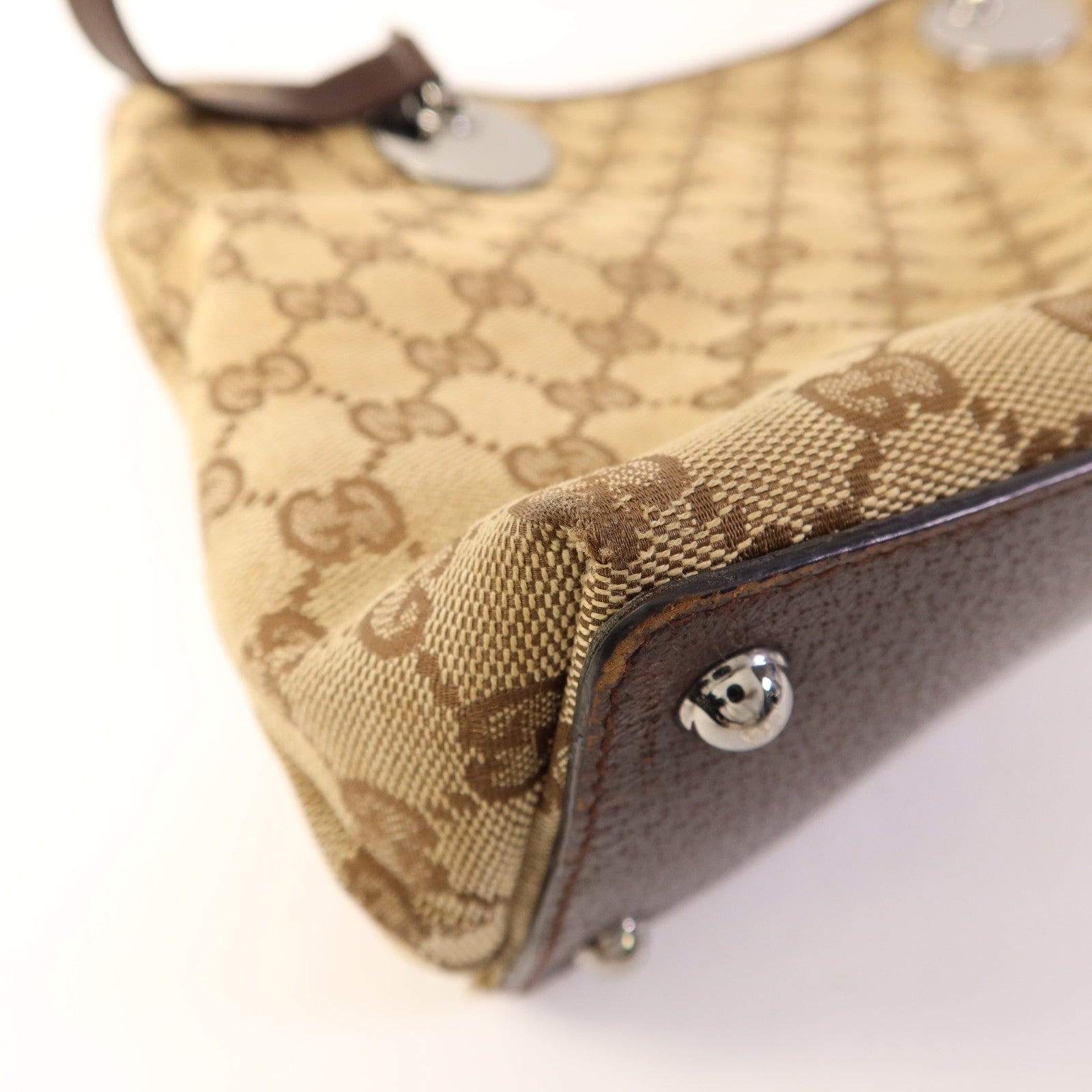 GUCCI 帆布Shoulder Bag銀扣肩背袋