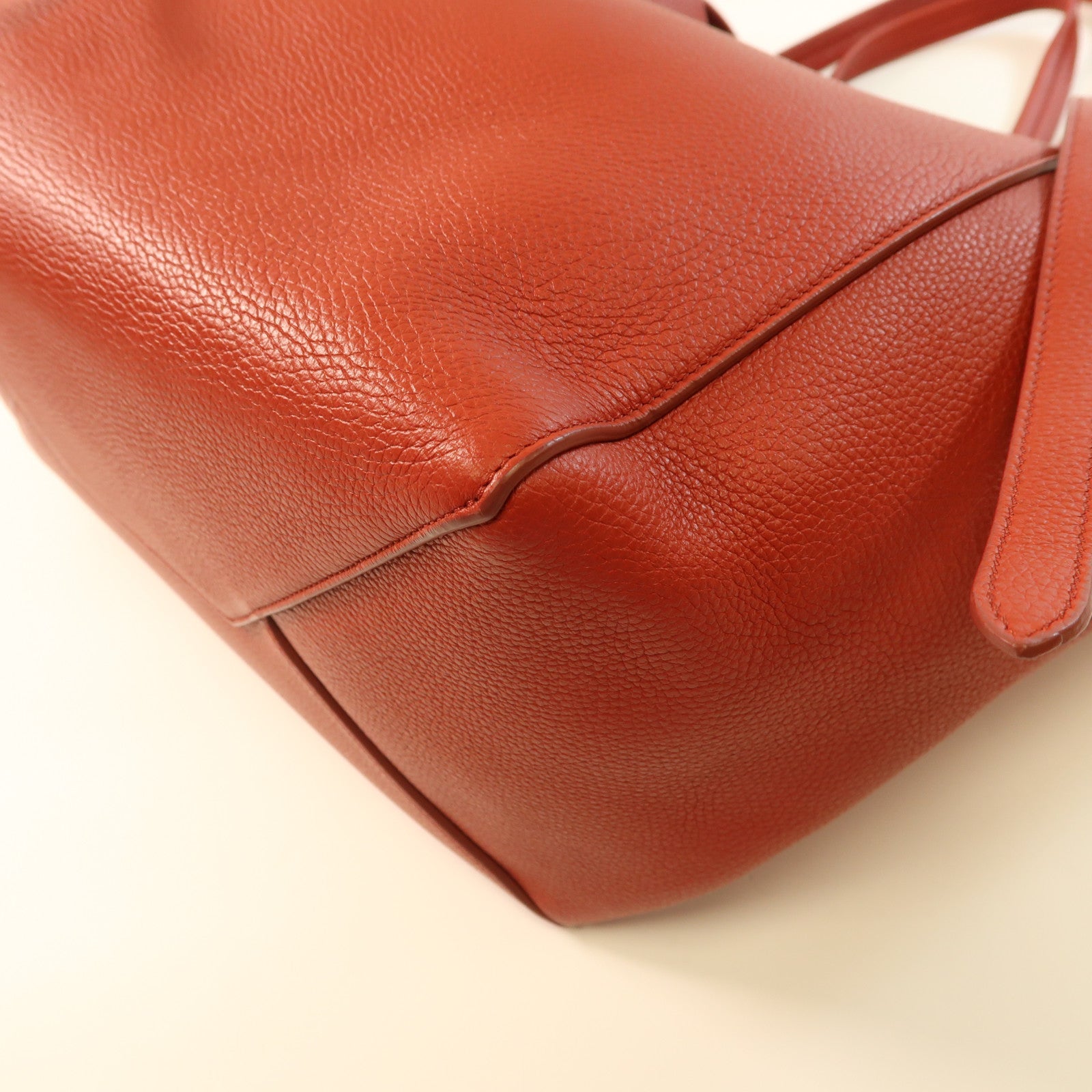CELINE 牛皮皮革Tote Bag金扣手挽袋紅色