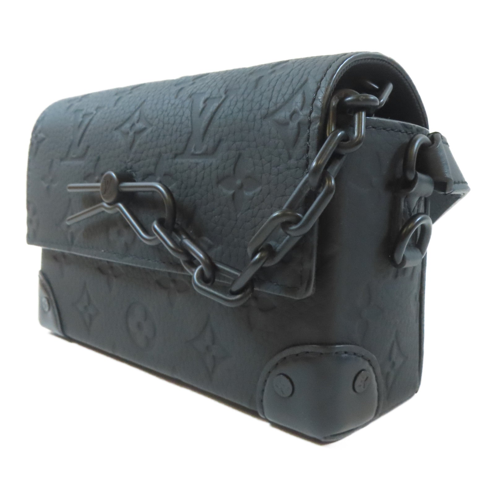 LOUIS VUITTON Taurillon Monogram Steamer Wearable Wallet黑扣肩背袋黑色