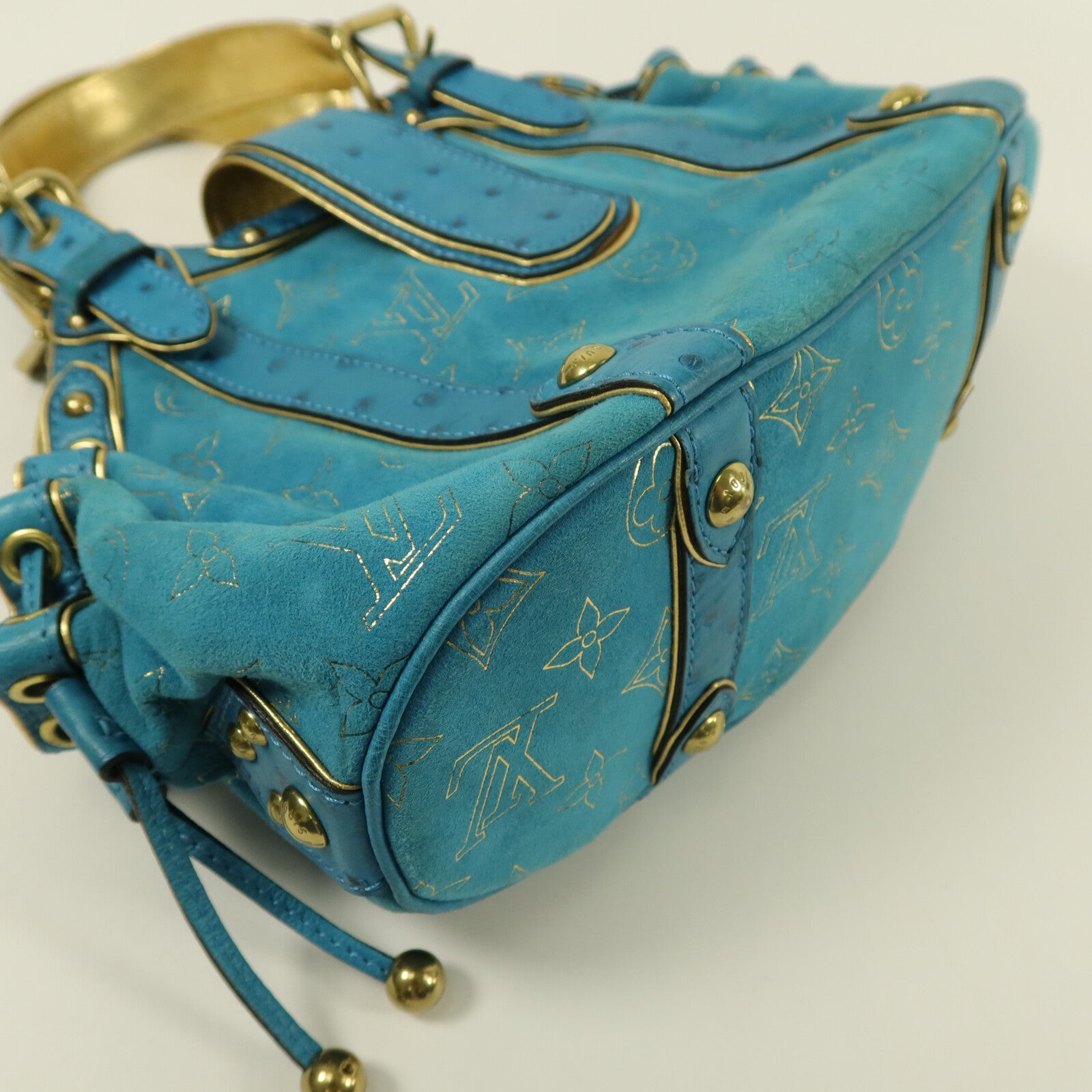 LOUIS VUITTON 麂皮皮革/珍稀皮革Theda GM肩背袋
