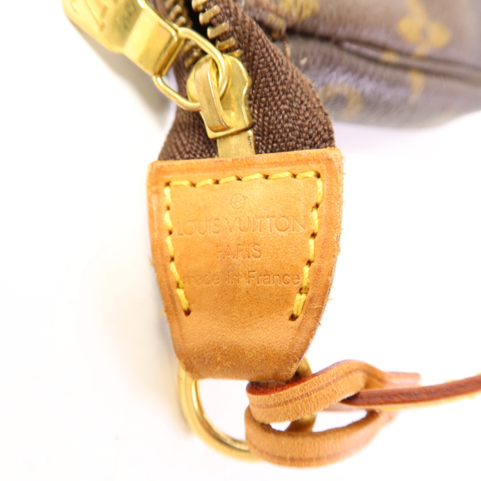 LOUIS VUITTON Monogram Pochette Accessoires金扣手挽袋棕色