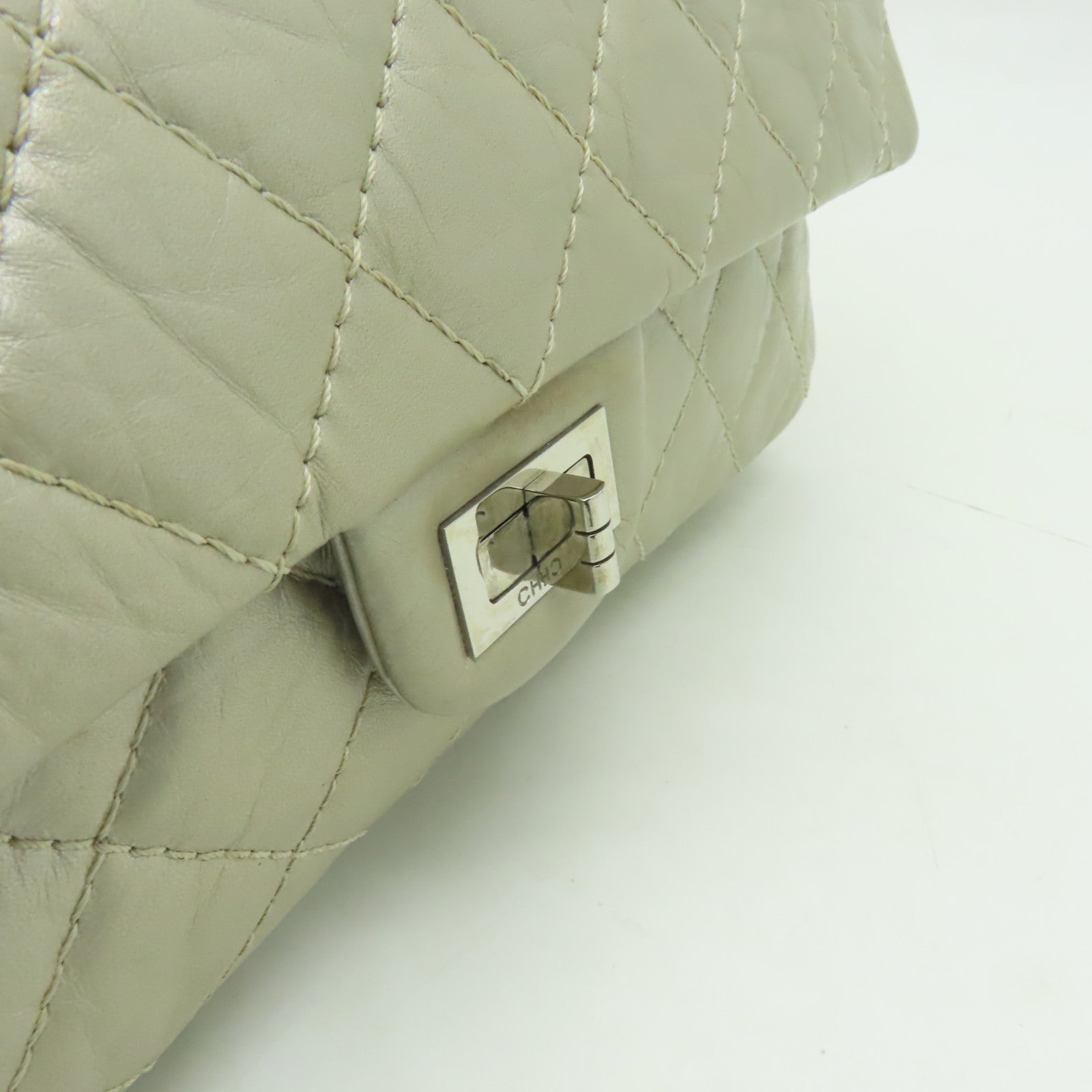 CHANEL 【清倉大減價】菱格Aged Calf皮革2.55 Classic Double Flap銀扣鏈帶肩背袋香檳酒色