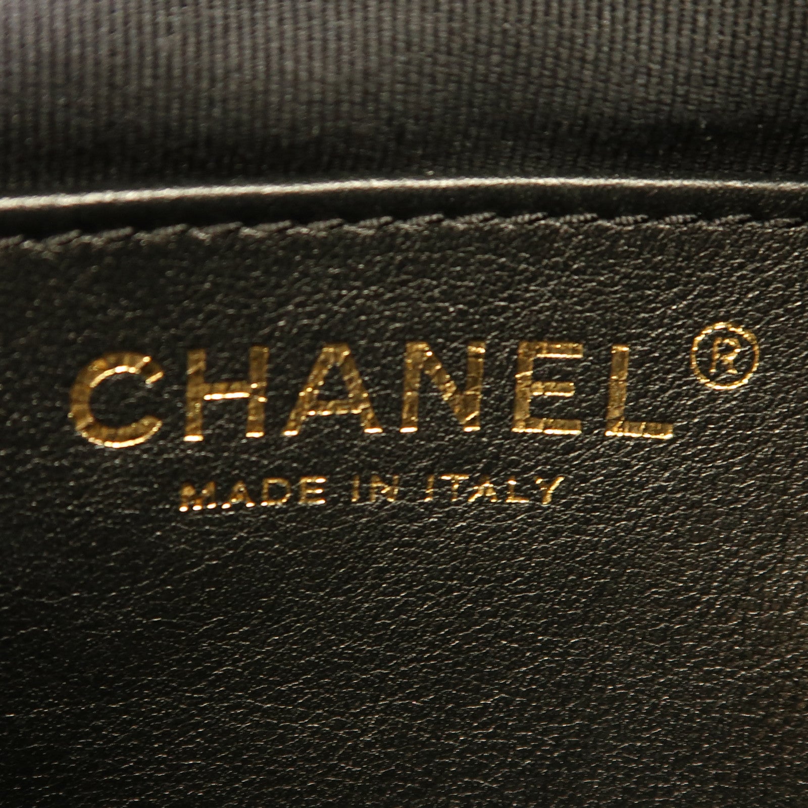 CHANEL 【激減優惠】羊皮皮革金扣Rucksack AS4275鏈帶背包