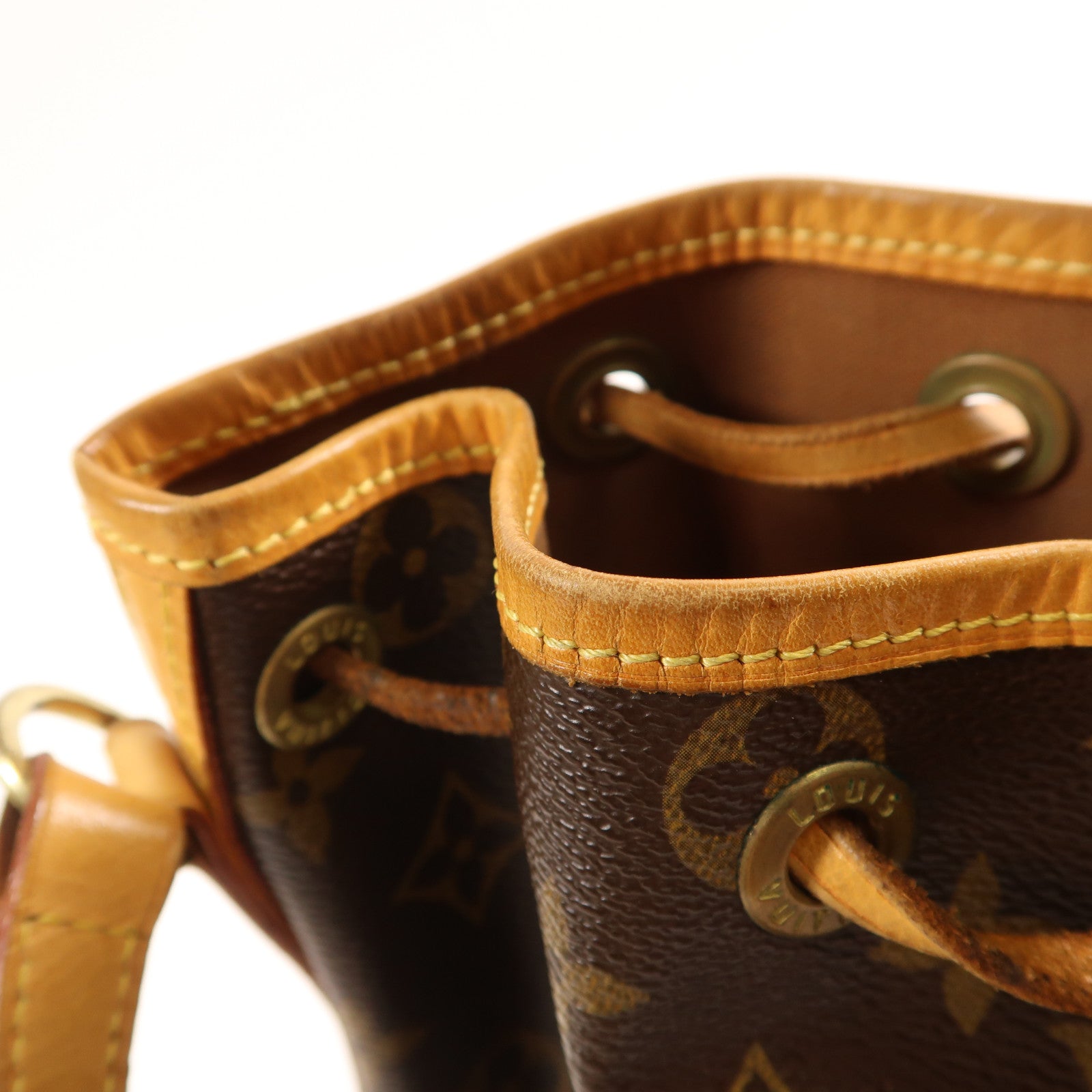 LOUIS VUITTON Monogram Mini Noe金扣肩背袋