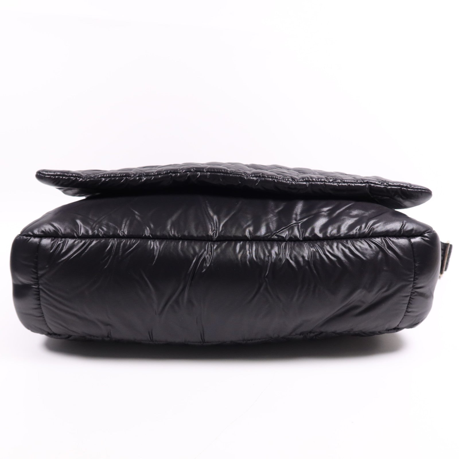 CHANEL 尼龍Coco Cocoon Messenger銀扣肩背袋