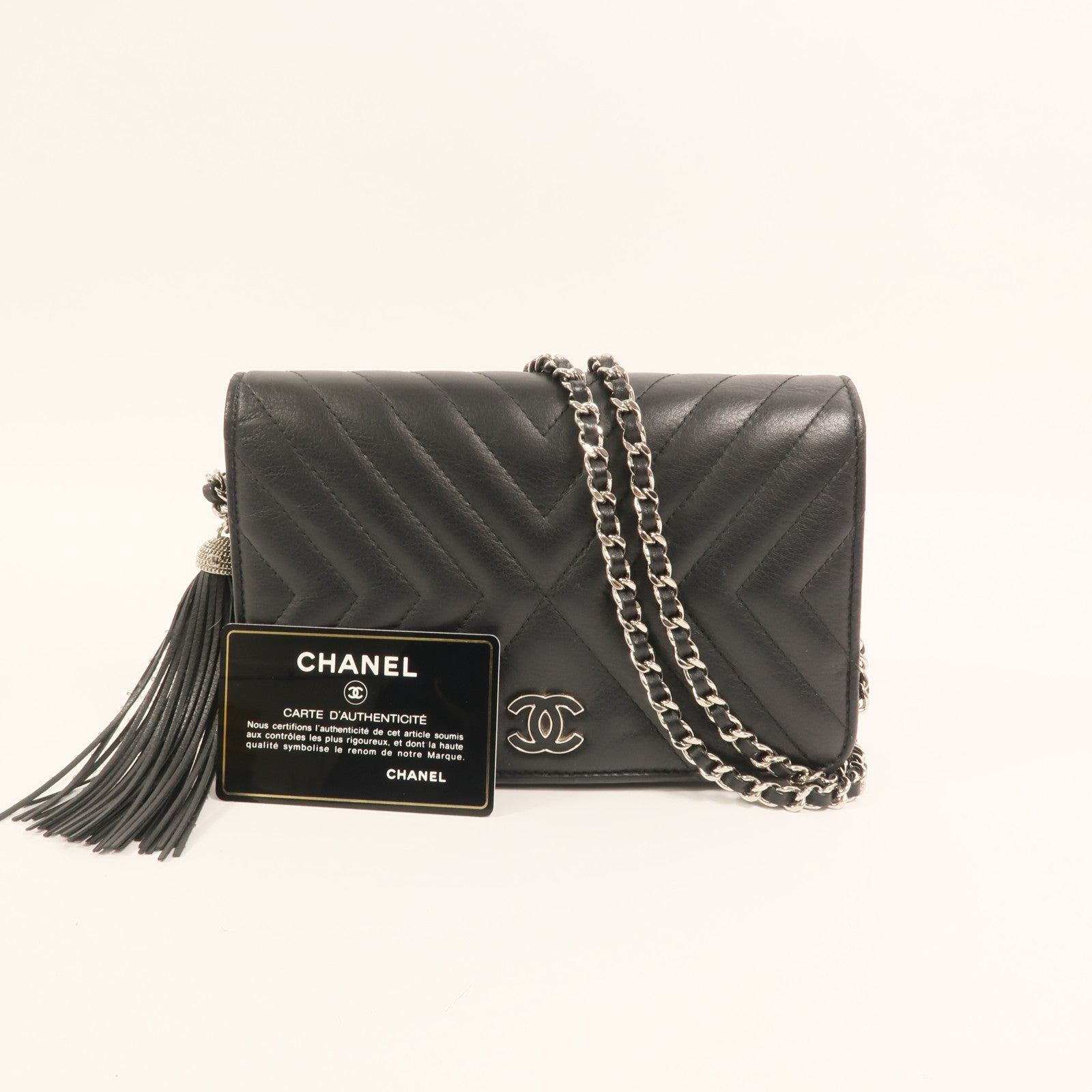 CHANEL 【激減優惠】羊皮皮革Wallet On Chain銀扣鏈帶肩背袋
