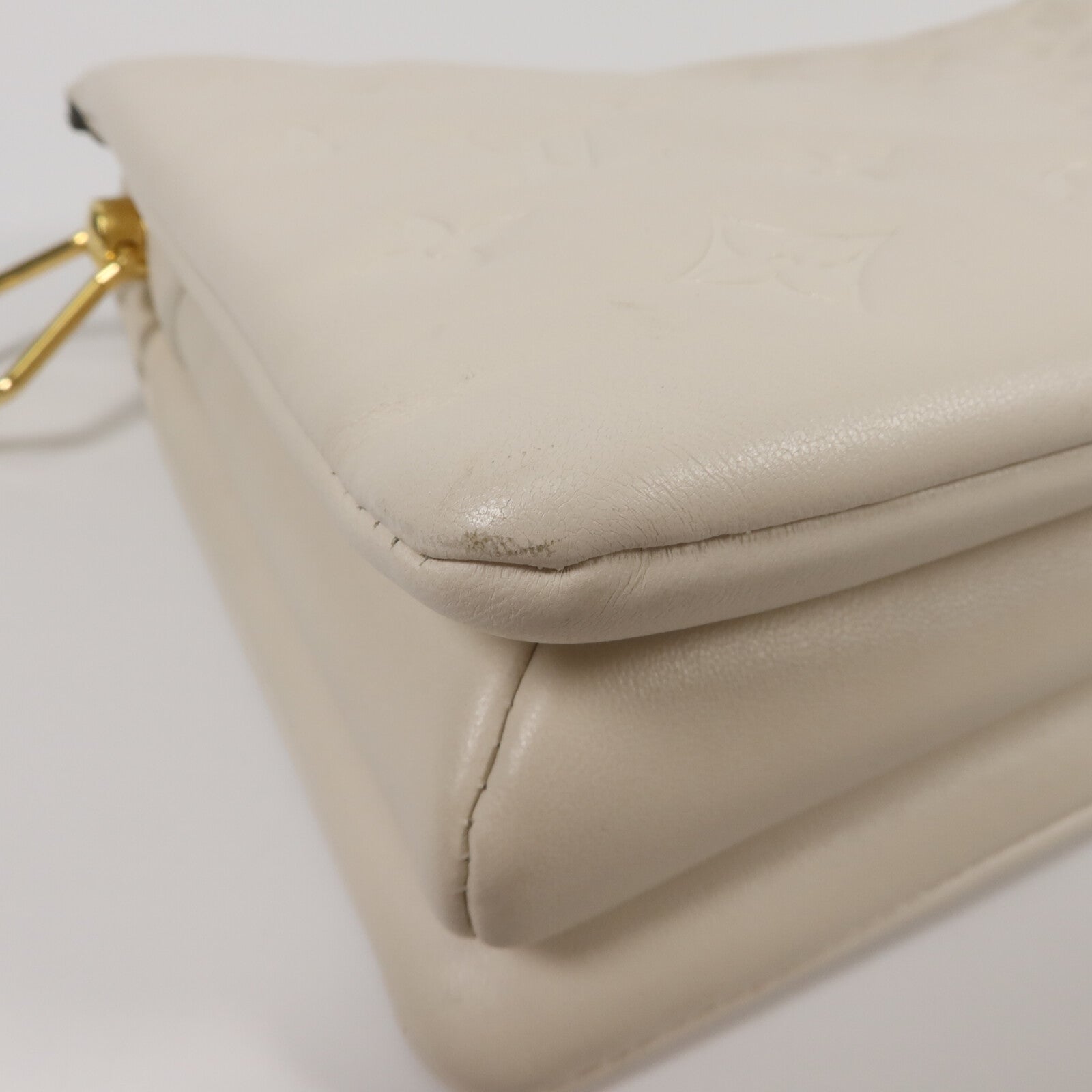 LOUIS VUITTON Monogram Embossed Coussin PM鏈帶肩背袋