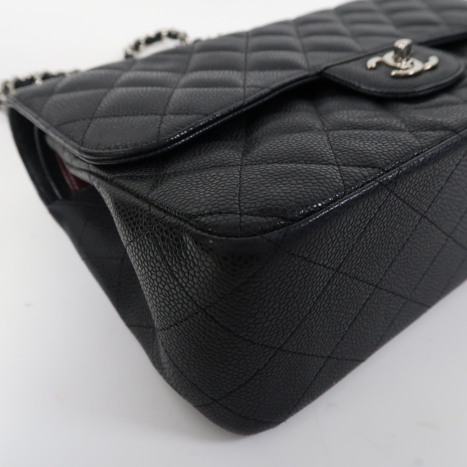 CHANEL 【激減優惠】菱格Caviar皮革Classic銀扣鏈帶肩背袋黑色