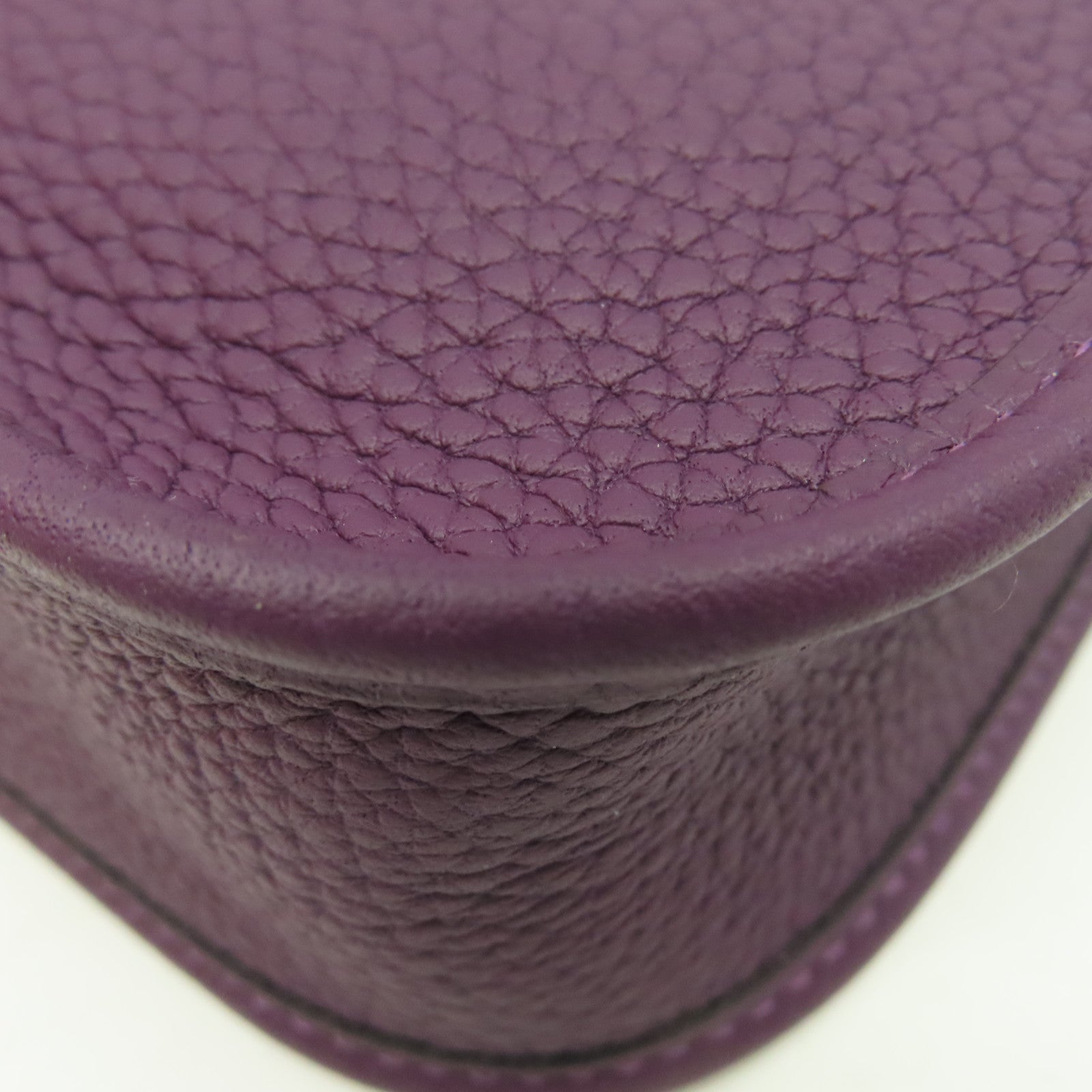 HERMES 【激減優惠】Clemence皮革Evelyne TPM Shoulder Bag金扣肩背袋Cassis/Rouge Grenat/黑加侖子色/石榴紅