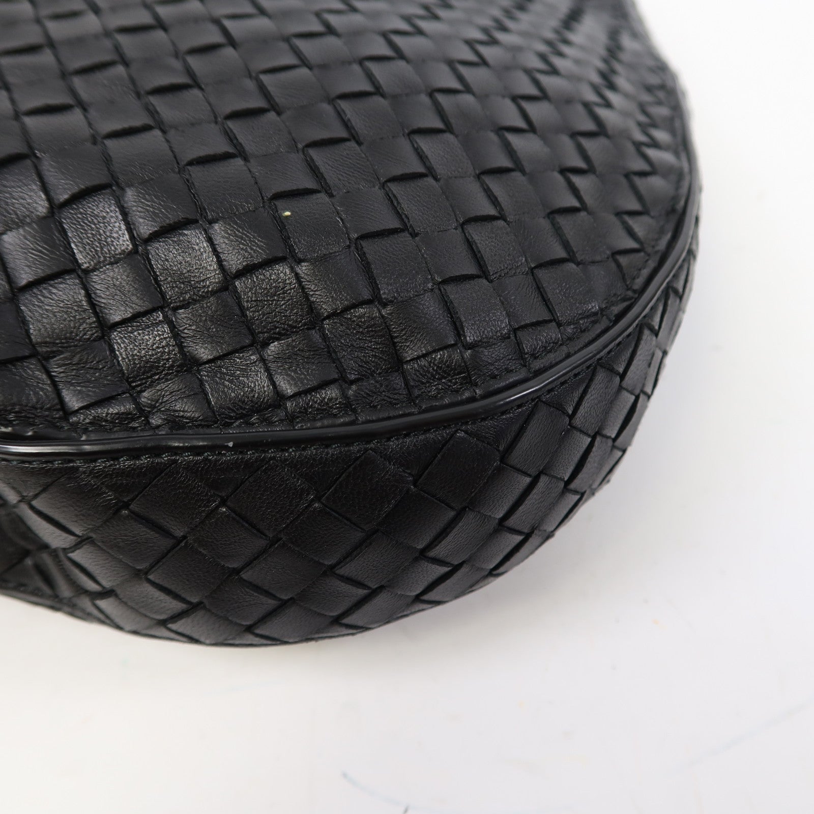 BOTTEGA VENETA 織紋羊皮皮革Shoulder Bag肩背袋黑色