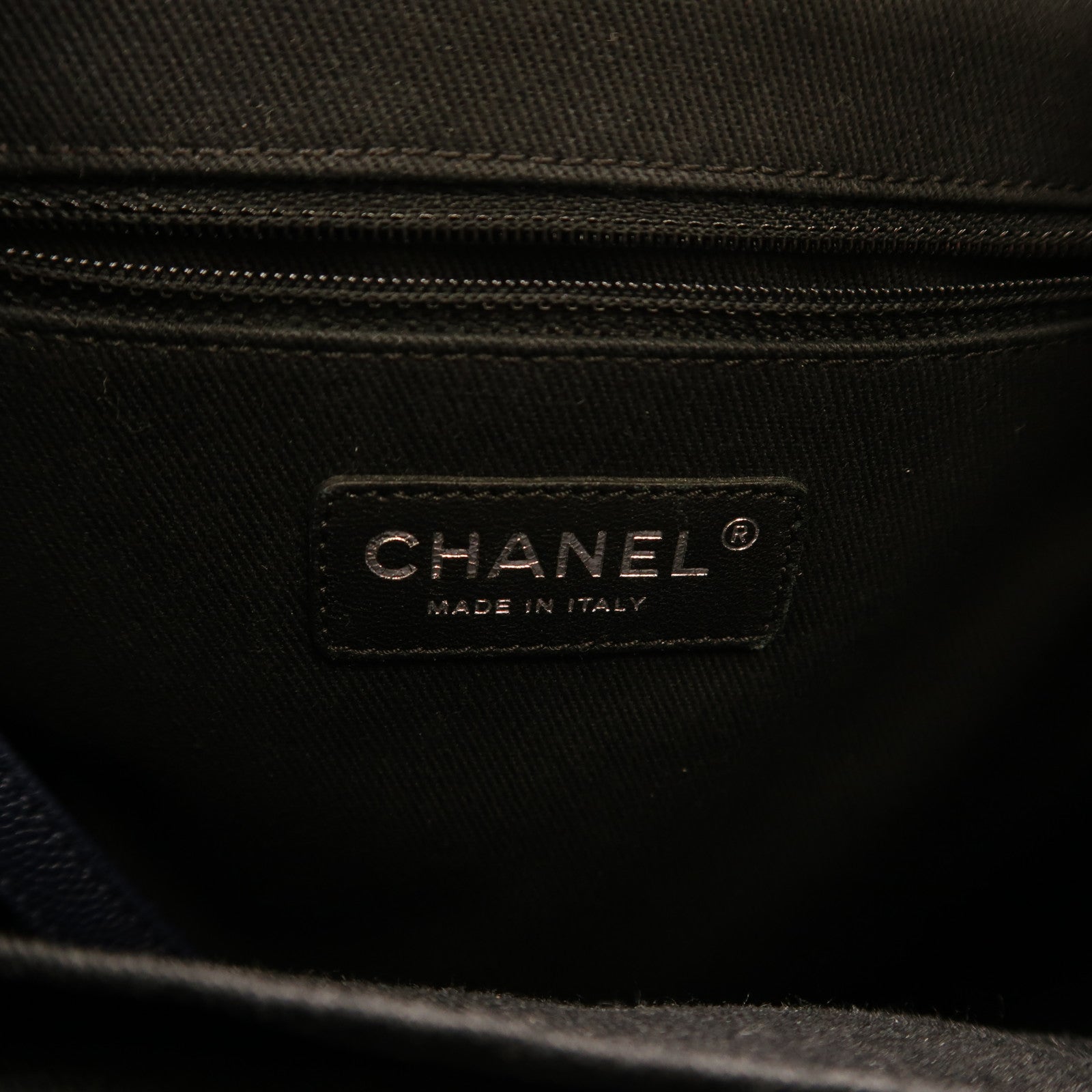 CHANEL 【激減優惠】牛皮皮革Bucket Bag金扣鏈帶手挽肩背兩用袋